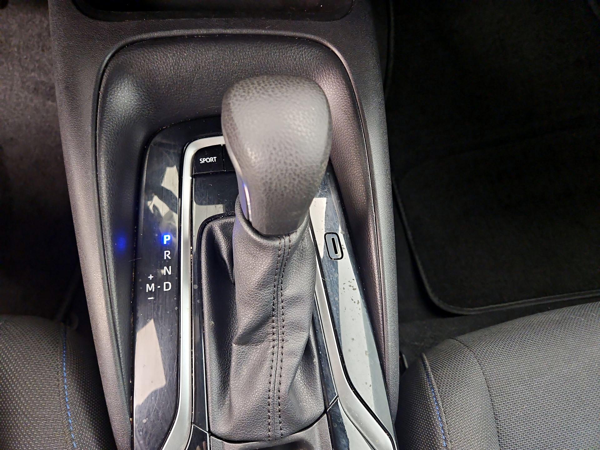 Thumbnail: 2022 Toyota Corolla - 18