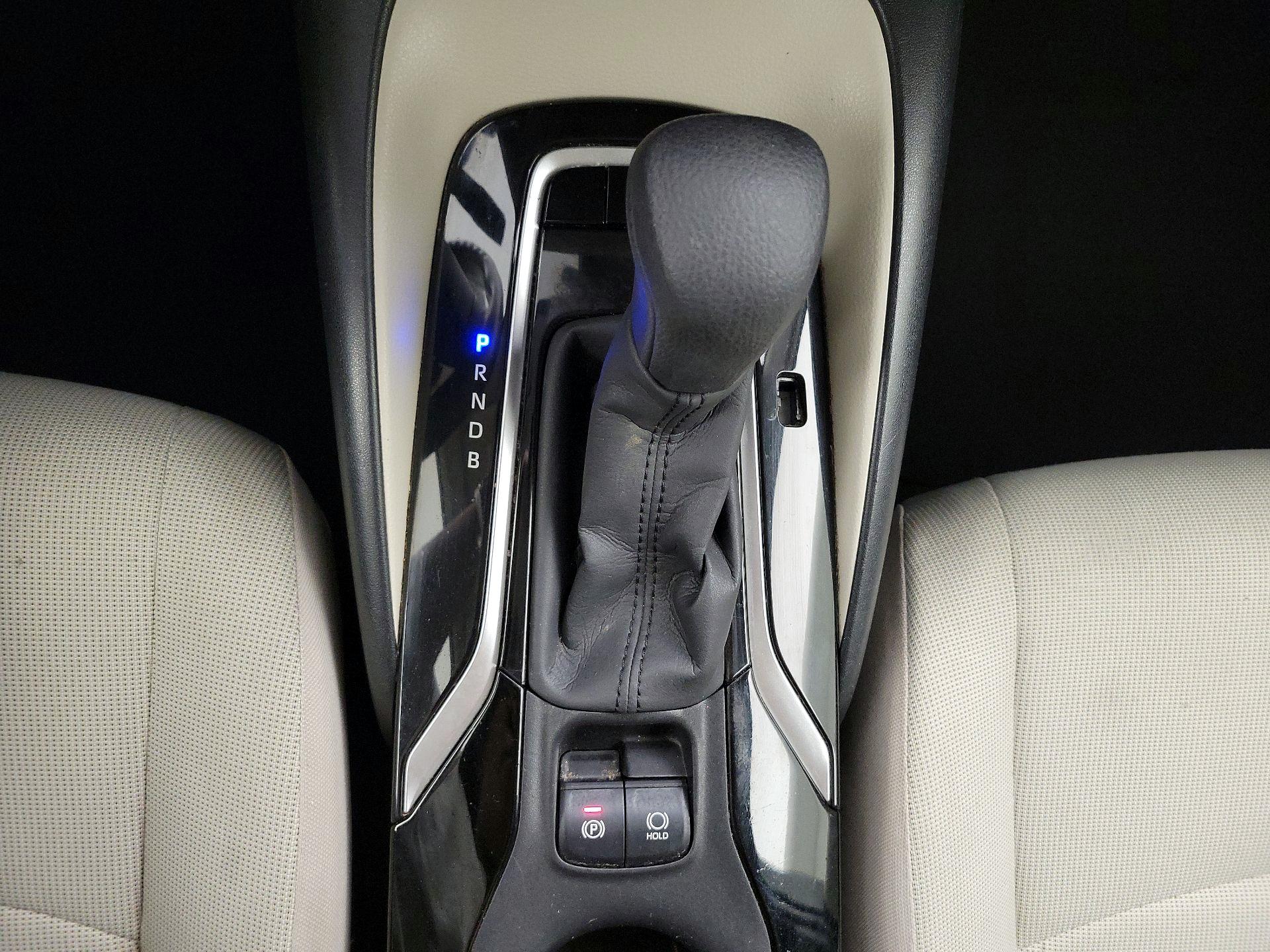 Thumbnail: 2021 Toyota Corolla - 17