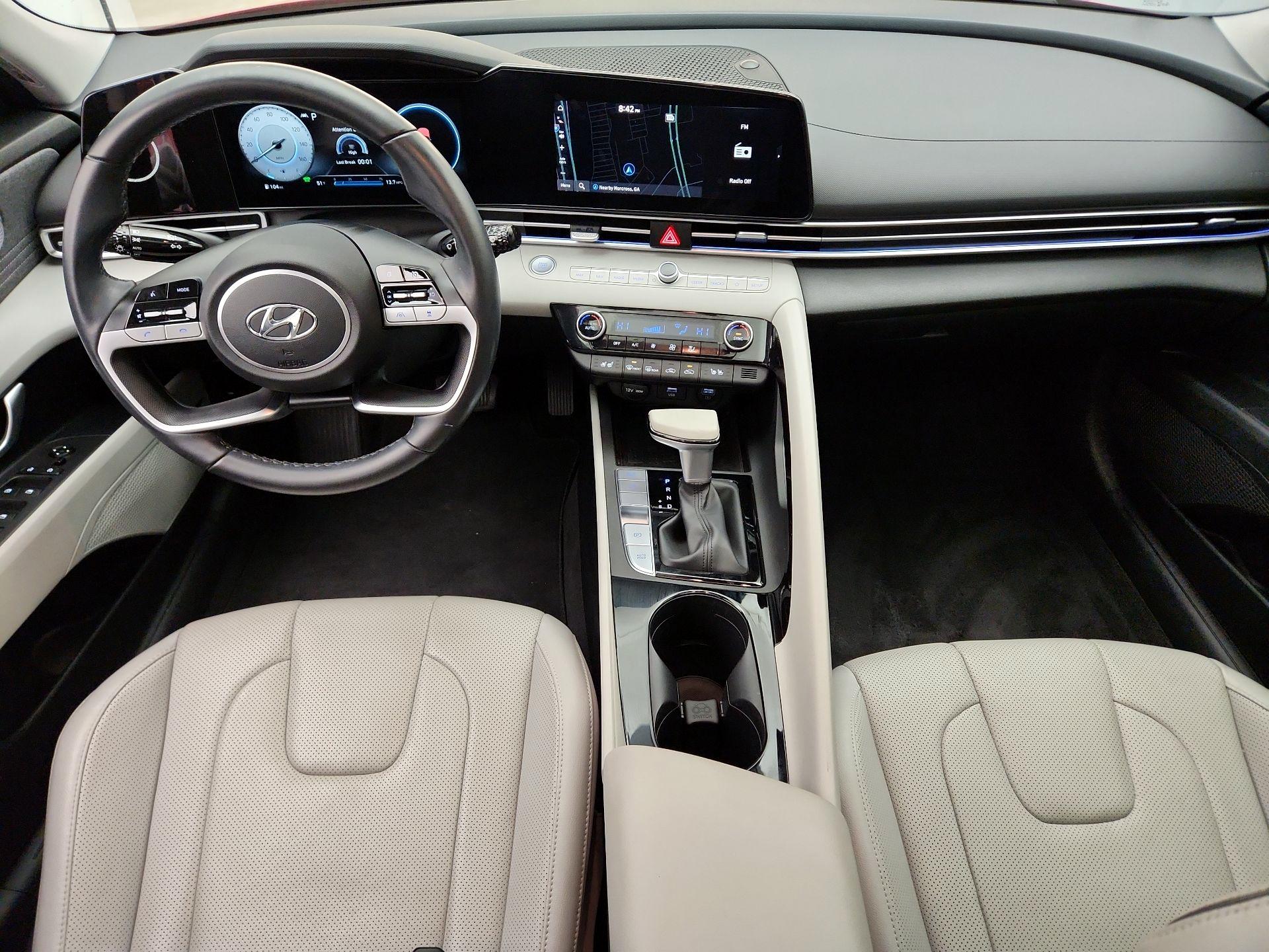 Thumbnail: 2022 Hyundai Elantra - 9