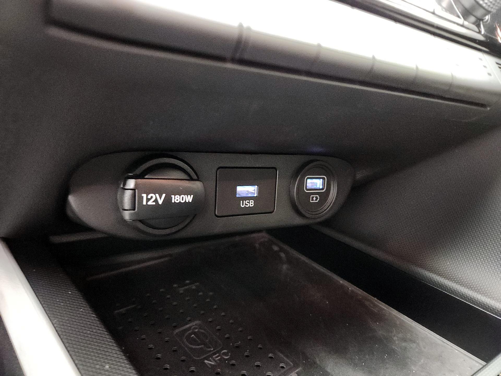 Thumbnail: 2022 Hyundai Elantra - 19