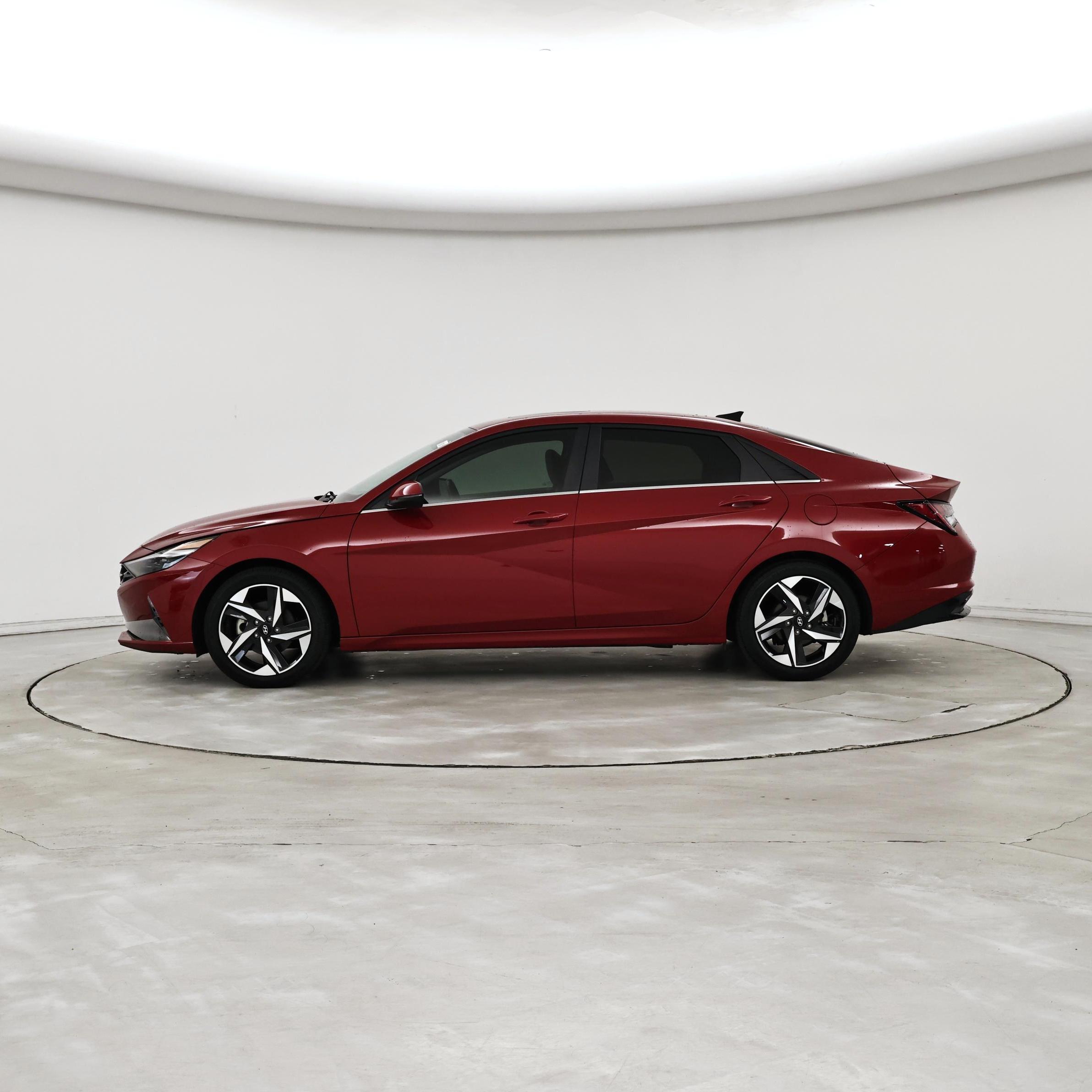 Thumbnail: 2022 Hyundai Elantra - 3