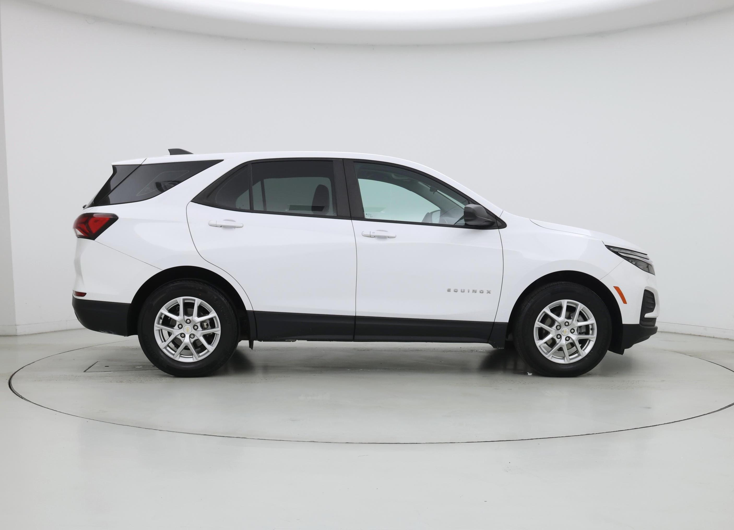 Thumbnail: 2023 Chevrolet Equinox - 7