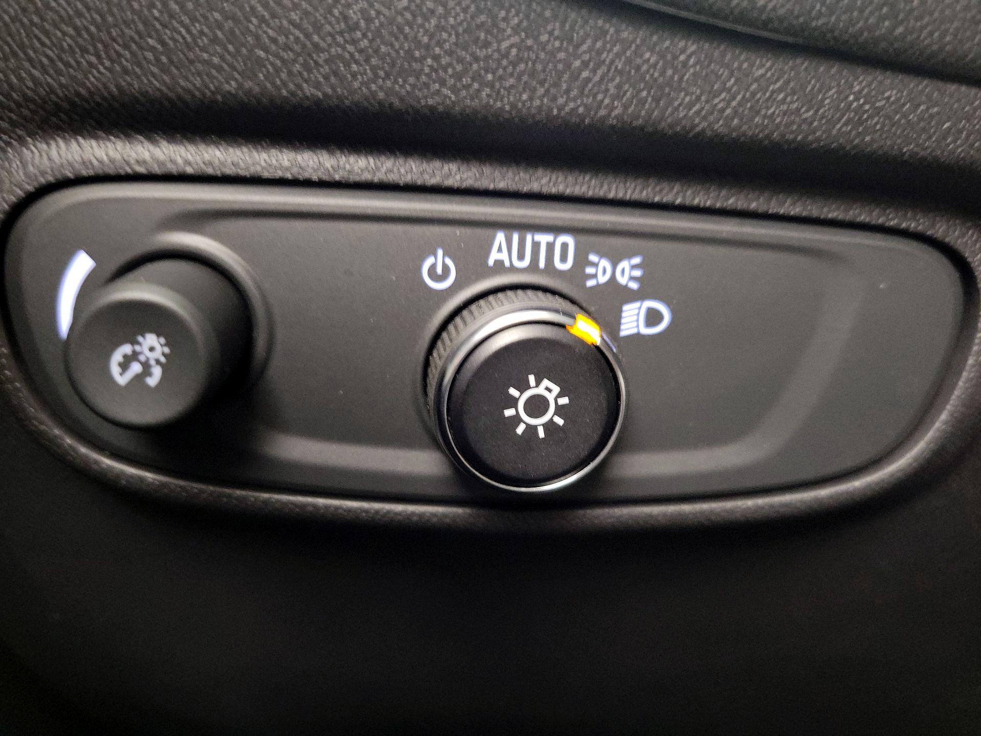 Thumbnail: 2023 Chevrolet Equinox - 13