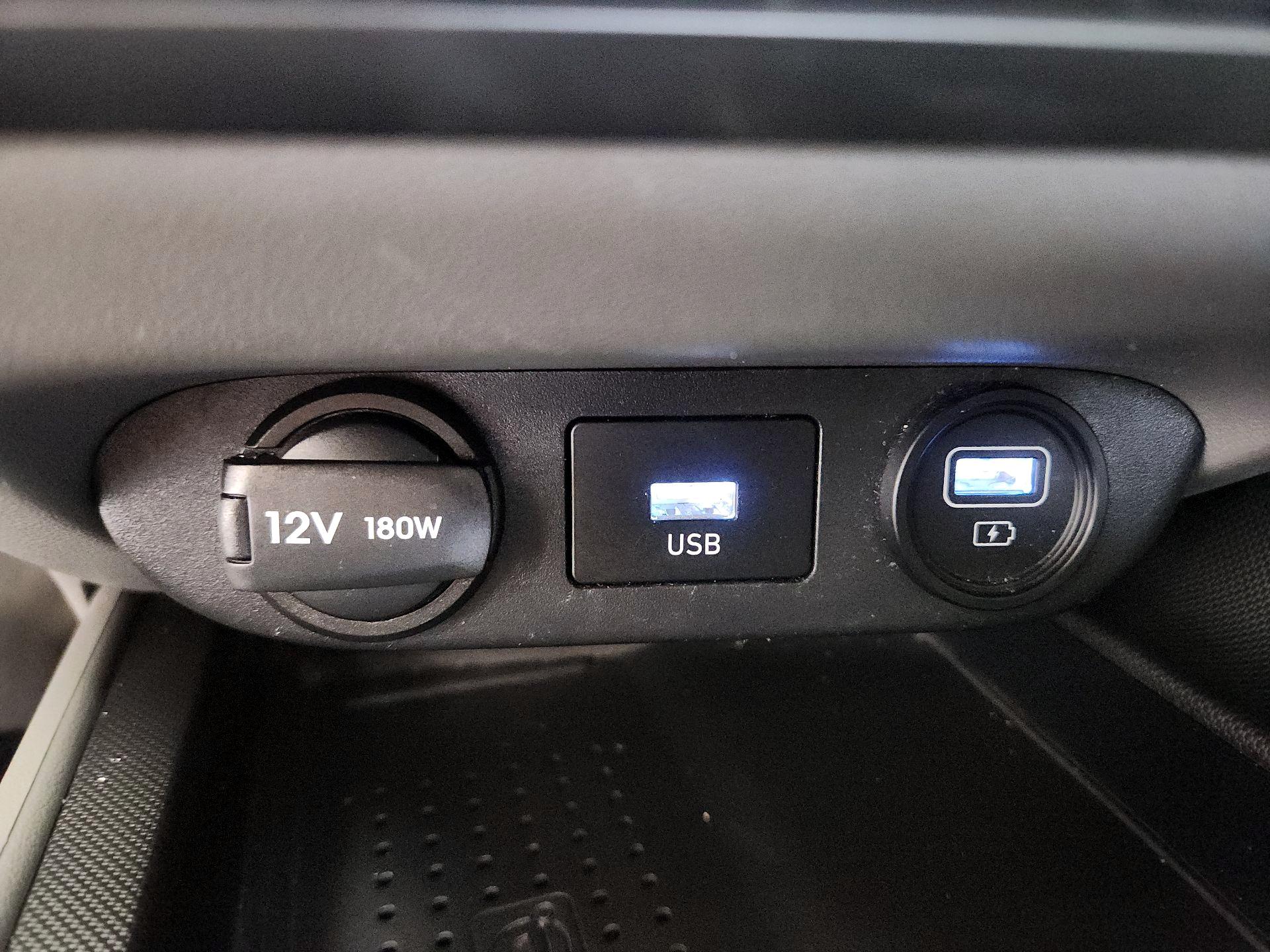 Thumbnail: 2023 Hyundai Elantra - 19