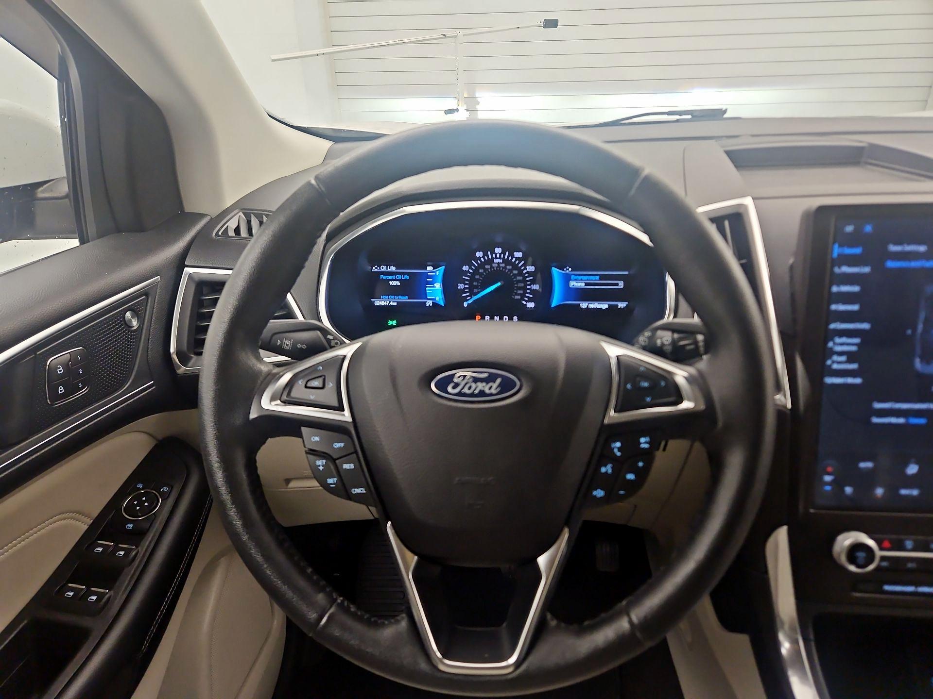 Thumbnail: 2021 Ford Edge - 10