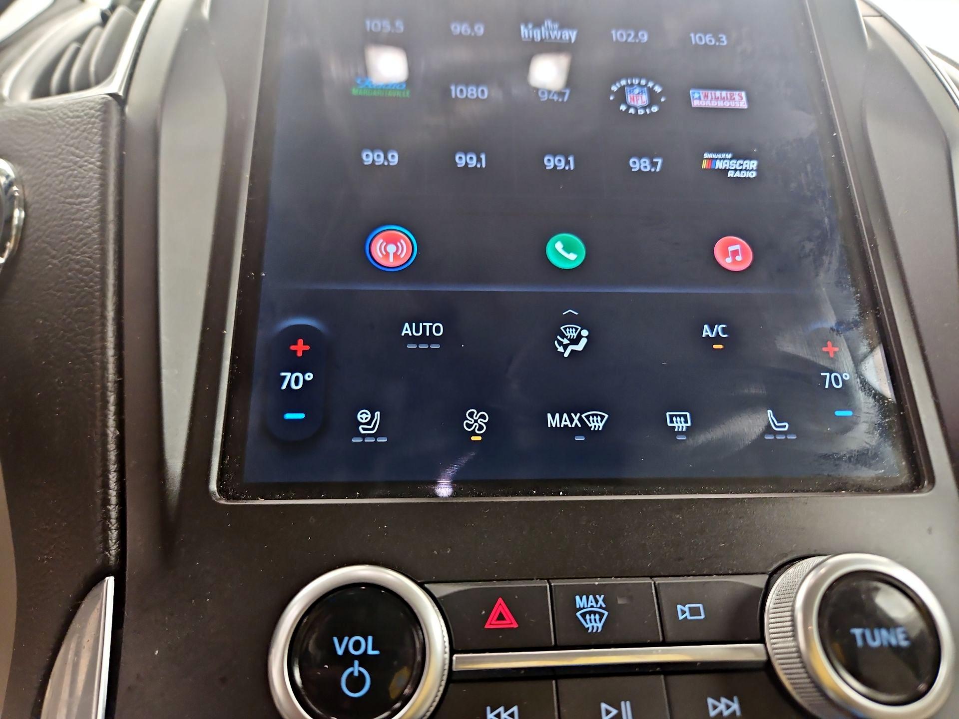 Thumbnail: 2021 Ford Edge - 15