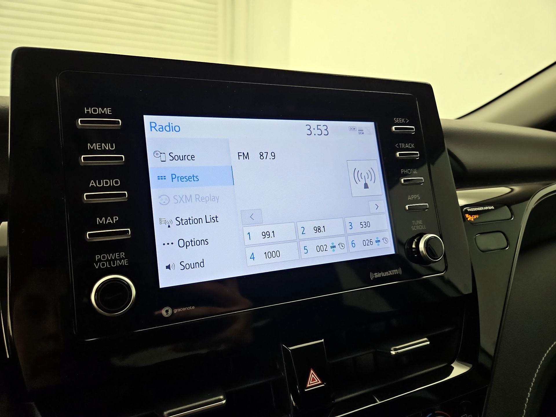 Thumbnail: 2022 Toyota Camry - 15