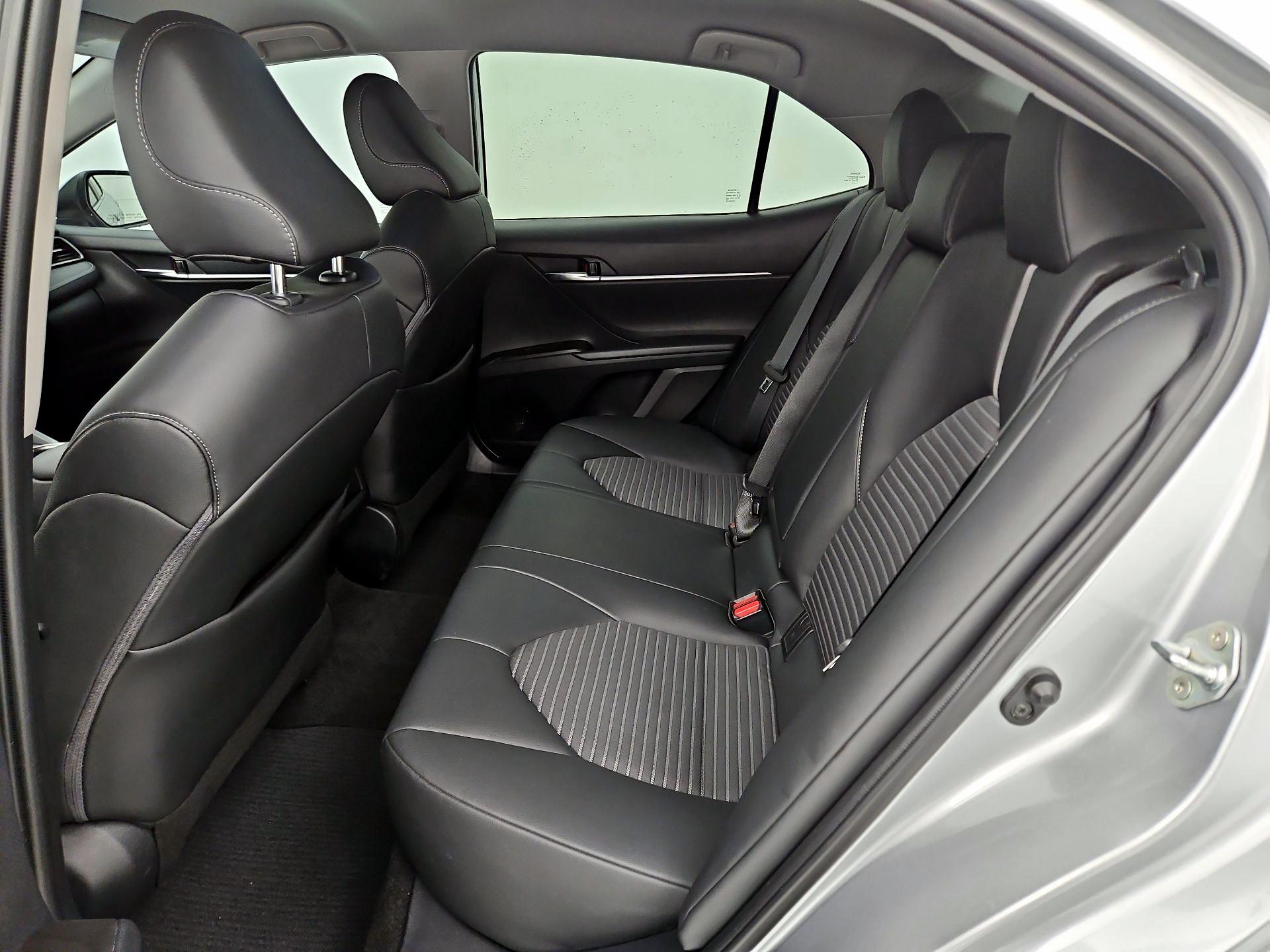 Thumbnail: 2022 Toyota Camry - 19