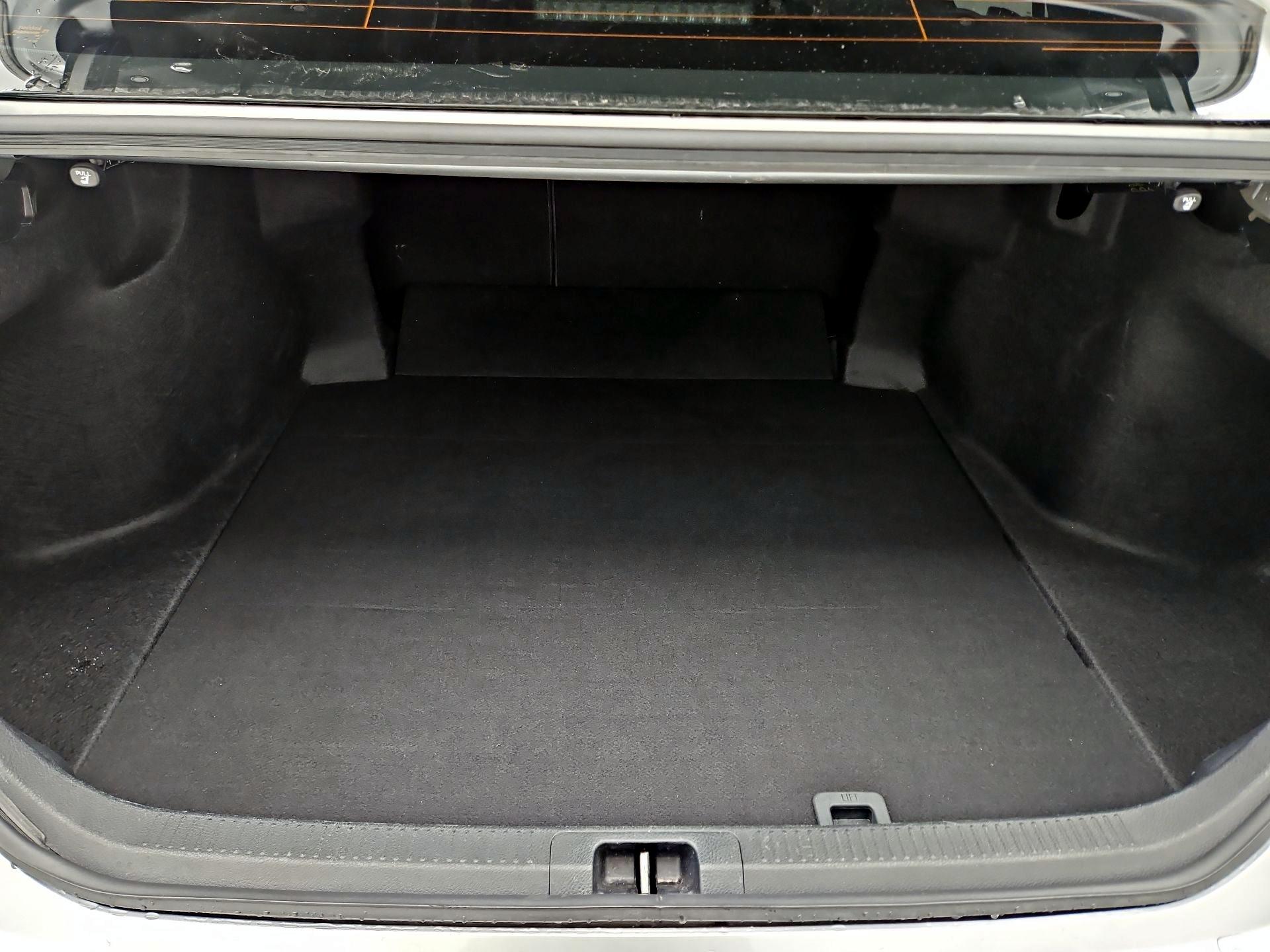 Thumbnail: 2022 Toyota Camry - 20