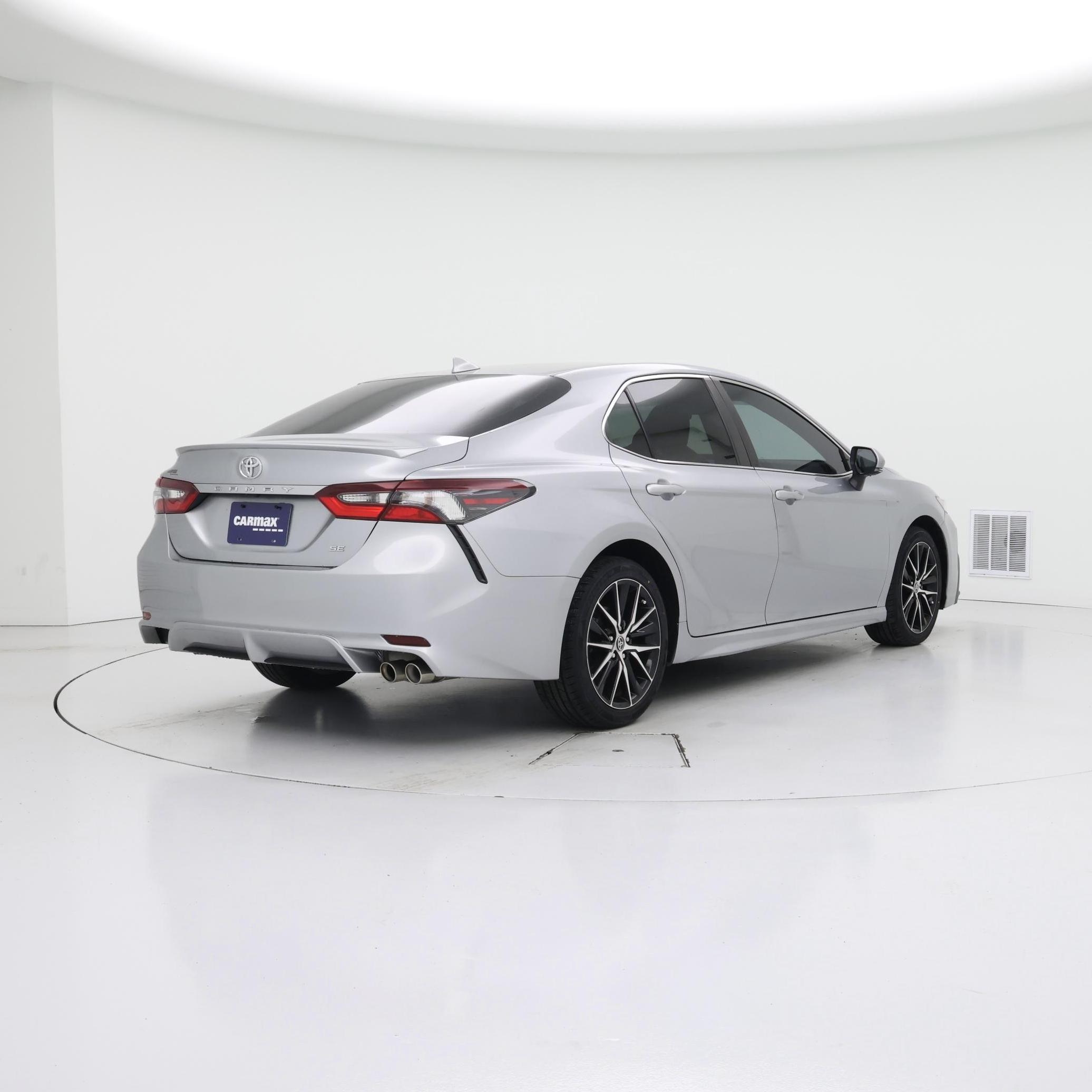 Thumbnail: 2022 Toyota Camry - 8