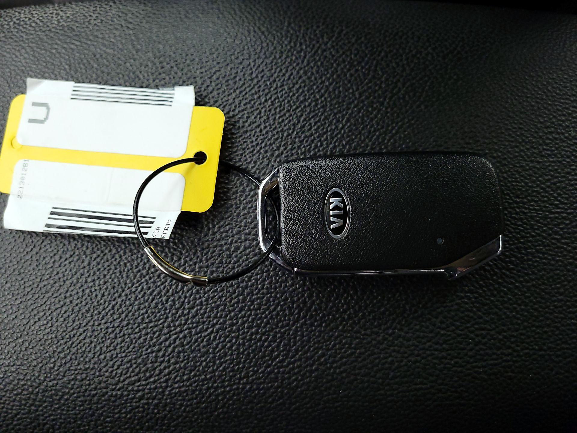 Thumbnail: 2020 Kia Forte - 18