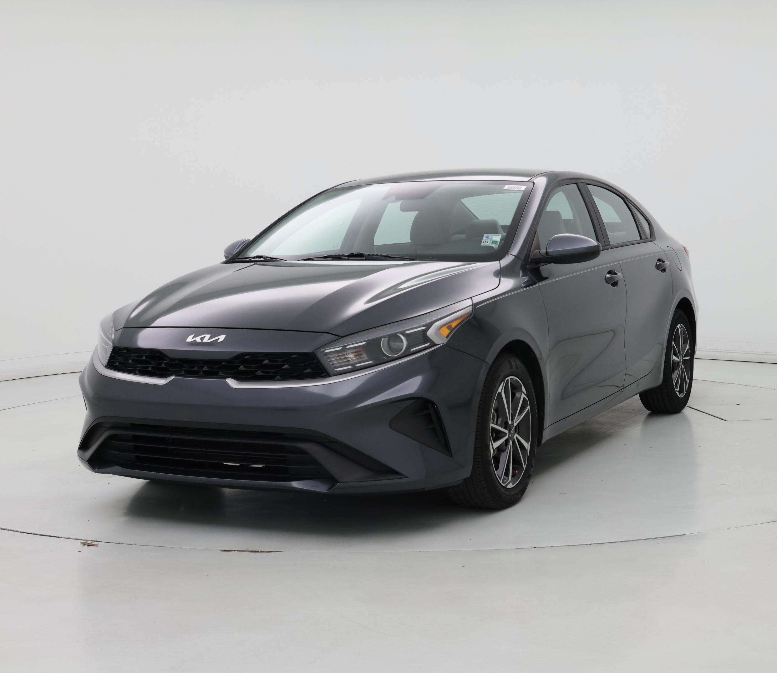 Thumbnail: 2023 Kia Forte - 4