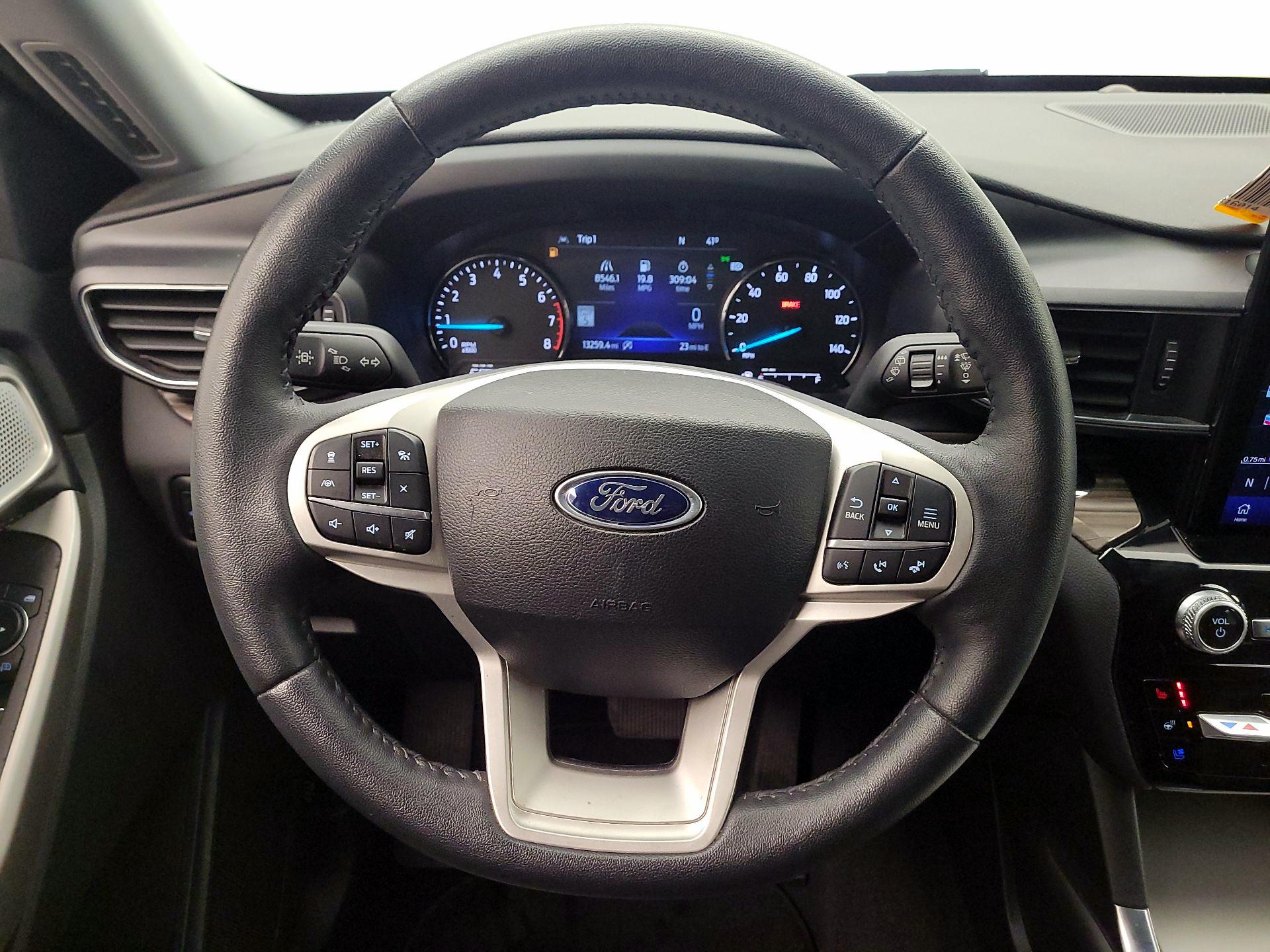 Thumbnail: 2023 Ford Explorer - 10