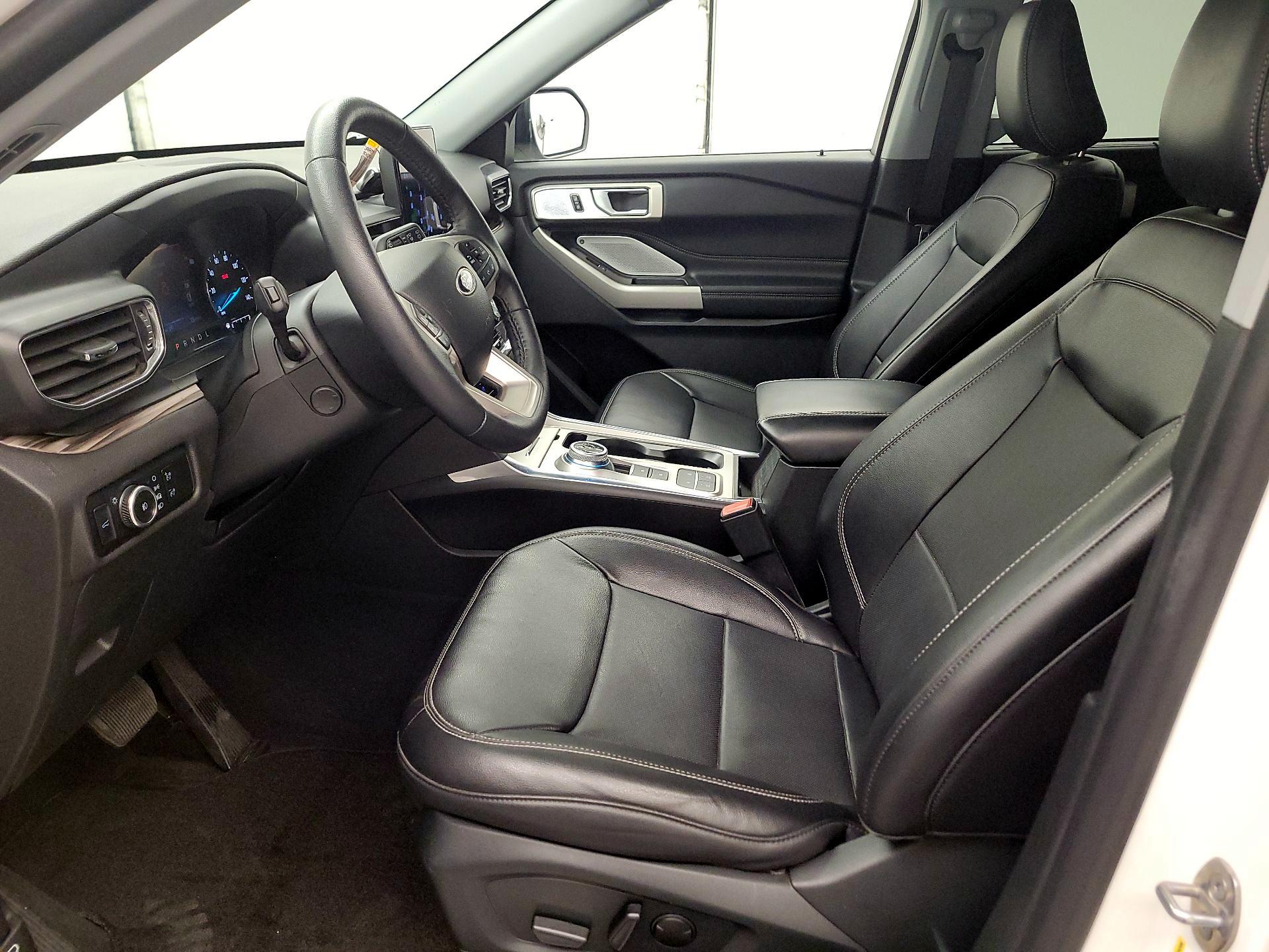 Thumbnail: 2023 Ford Explorer - 11