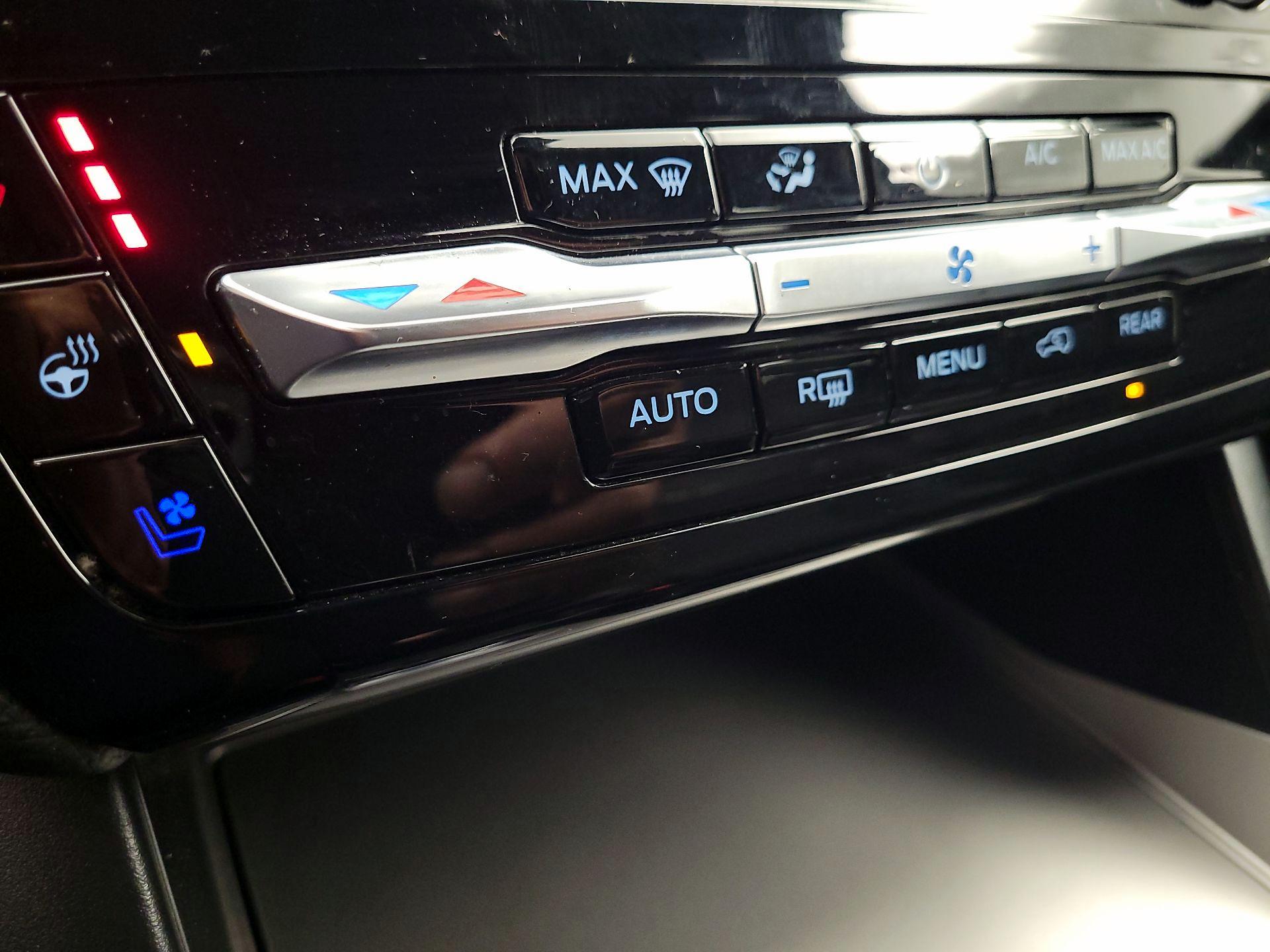 Thumbnail: 2023 Ford Explorer - 14