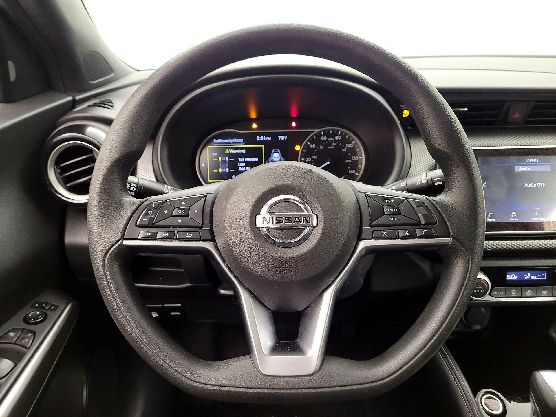 Thumbnail: 2020 Nissan Kicks - 10