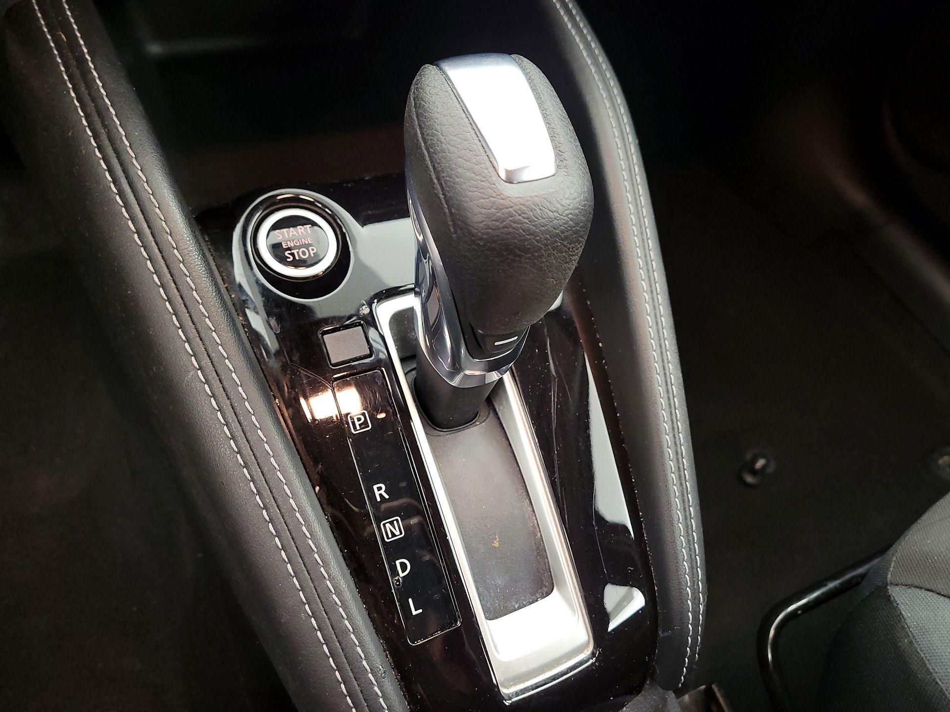 Thumbnail: 2020 Nissan Kicks - 17