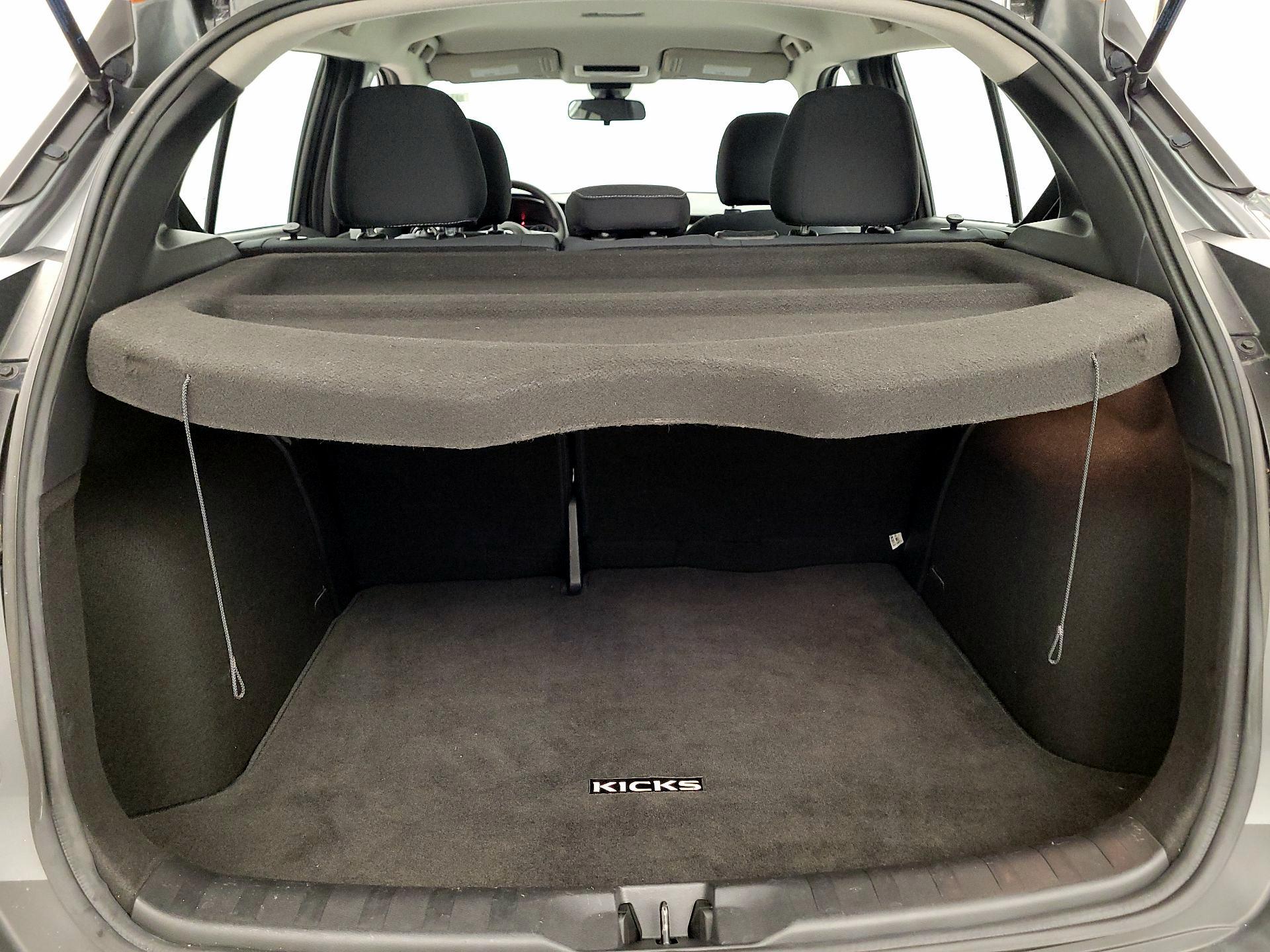 Thumbnail: 2020 Nissan Kicks - 20