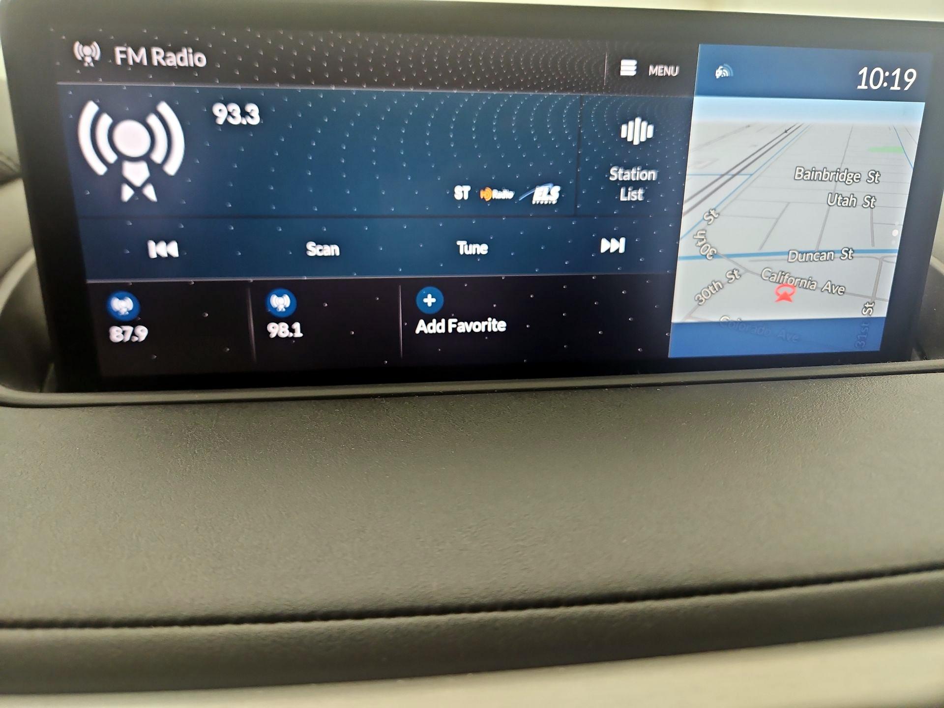 Thumbnail: 2023 Acura MDX - 16