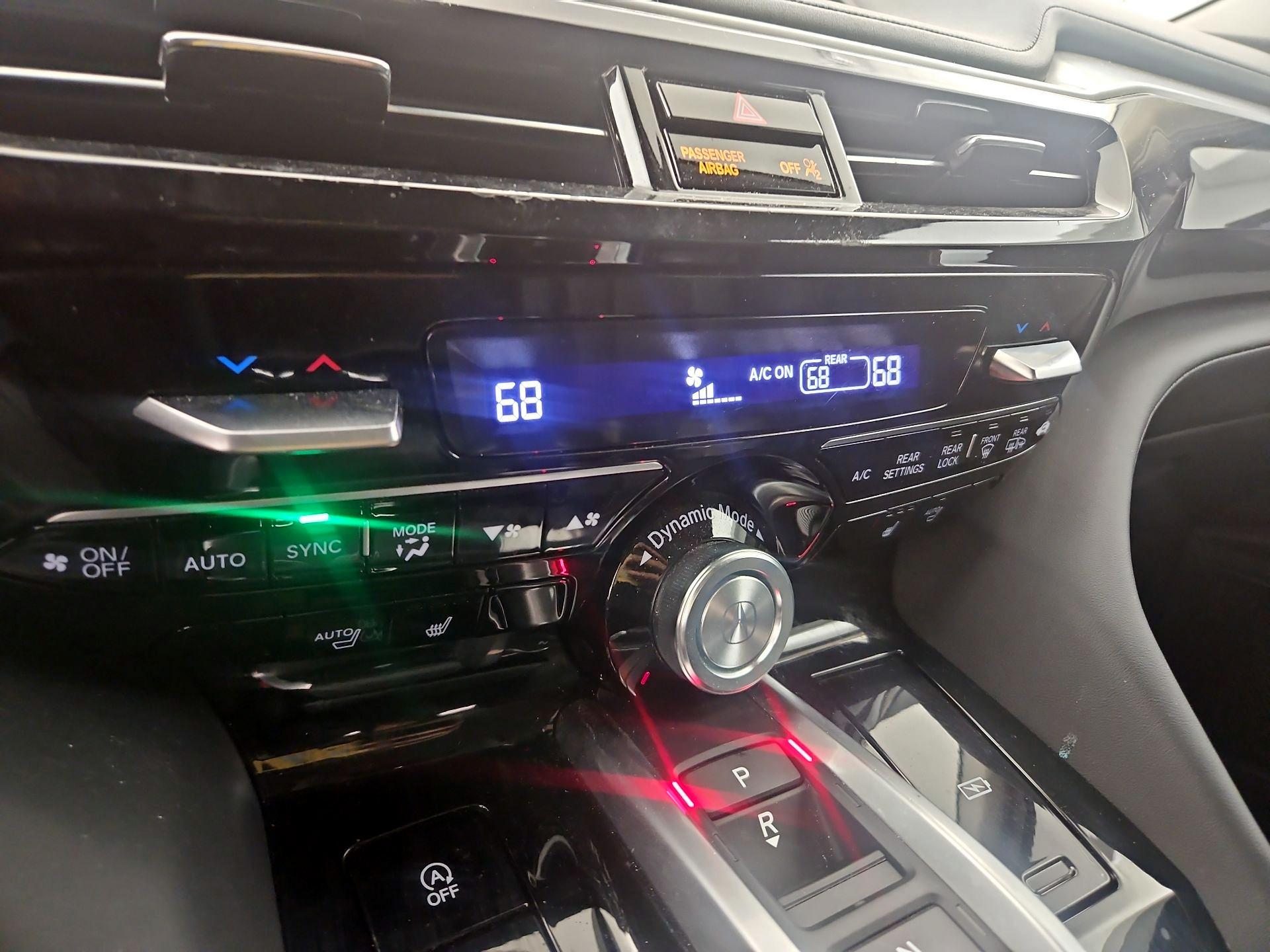 Thumbnail: 2023 Acura MDX - 17