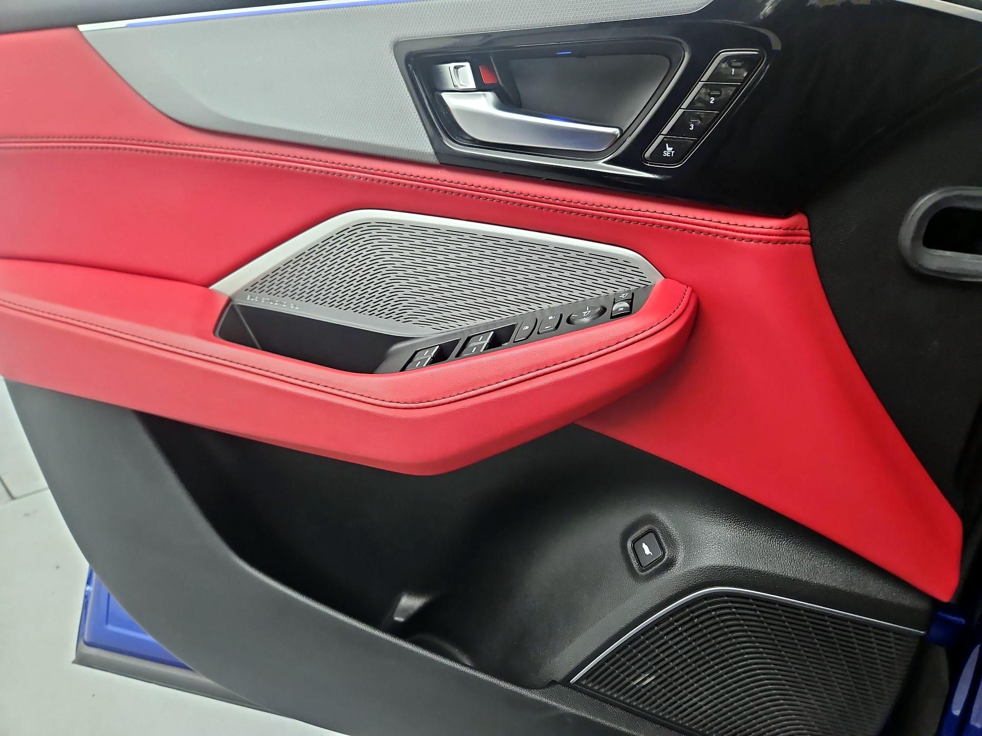 Thumbnail: 2023 Acura MDX - 12