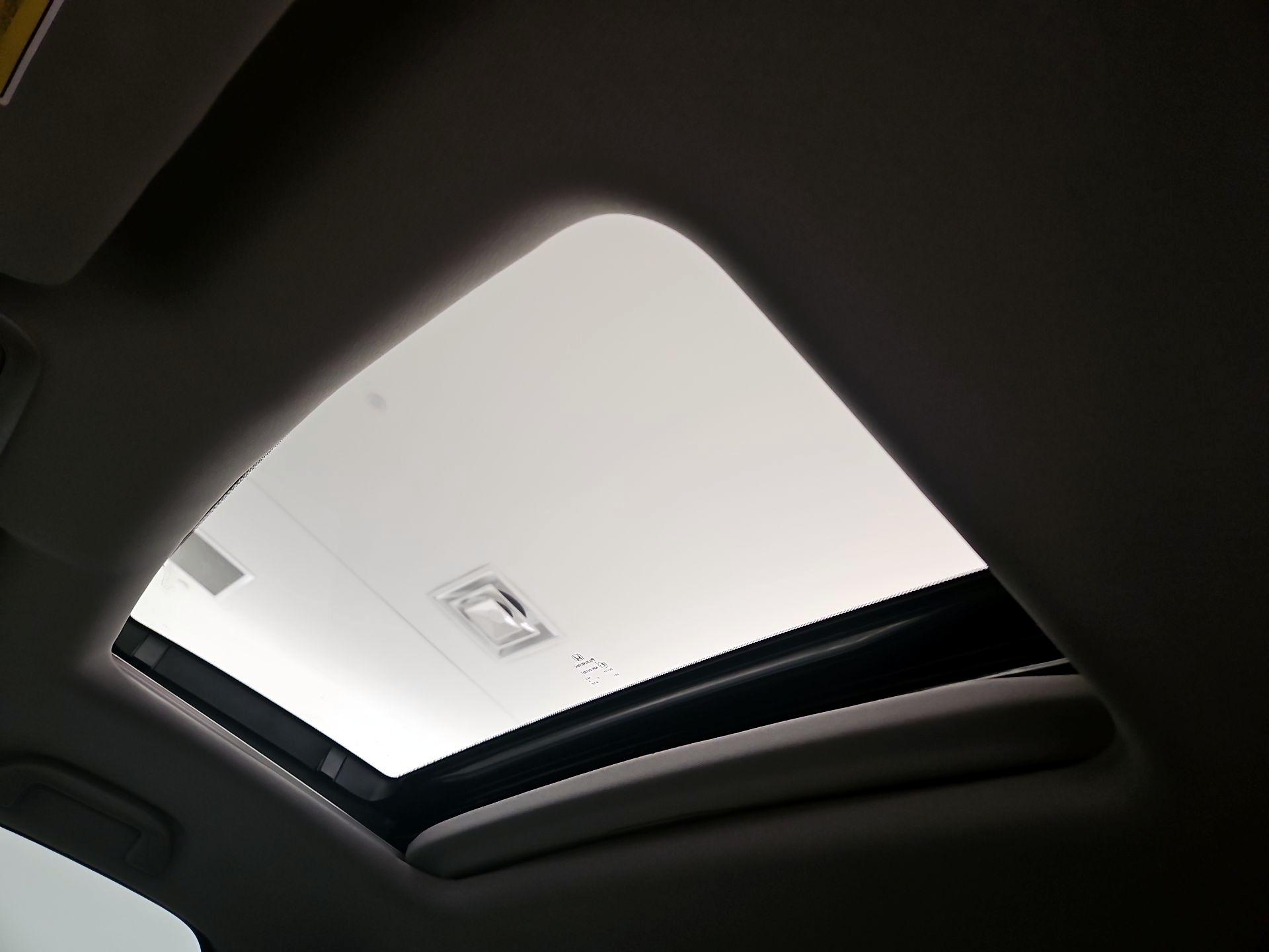 Thumbnail: 2022 Honda Pilot - 18