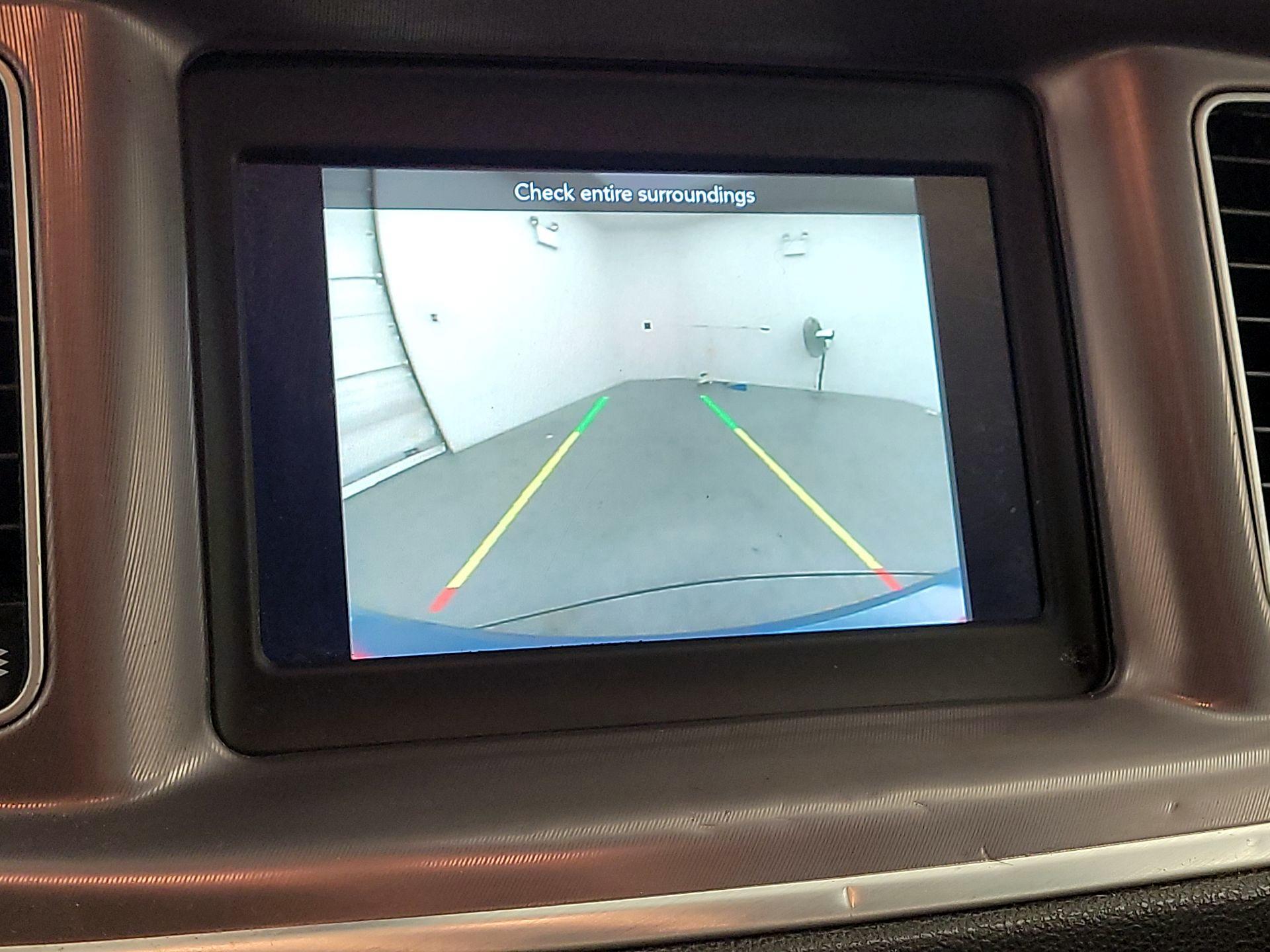 Thumbnail: 2022 Dodge Charger - 14