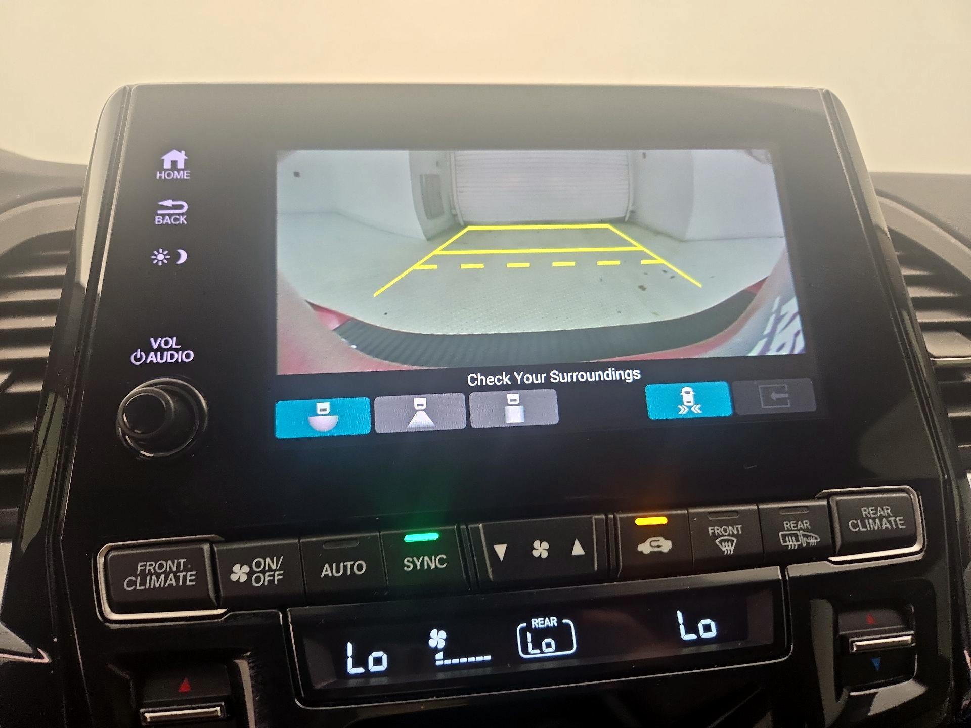 Thumbnail: 2023 Honda Odyssey - 14