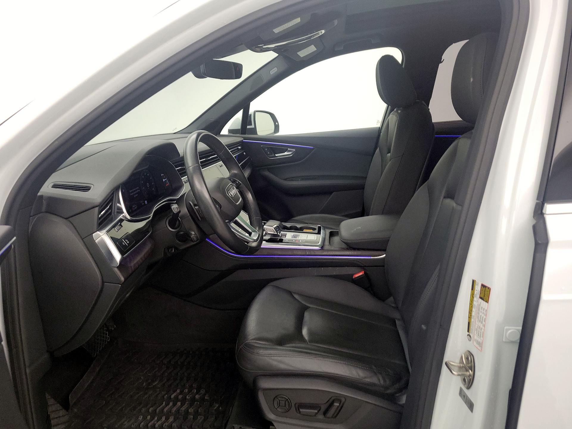 Thumbnail: 2021 Audi Q7 - 11