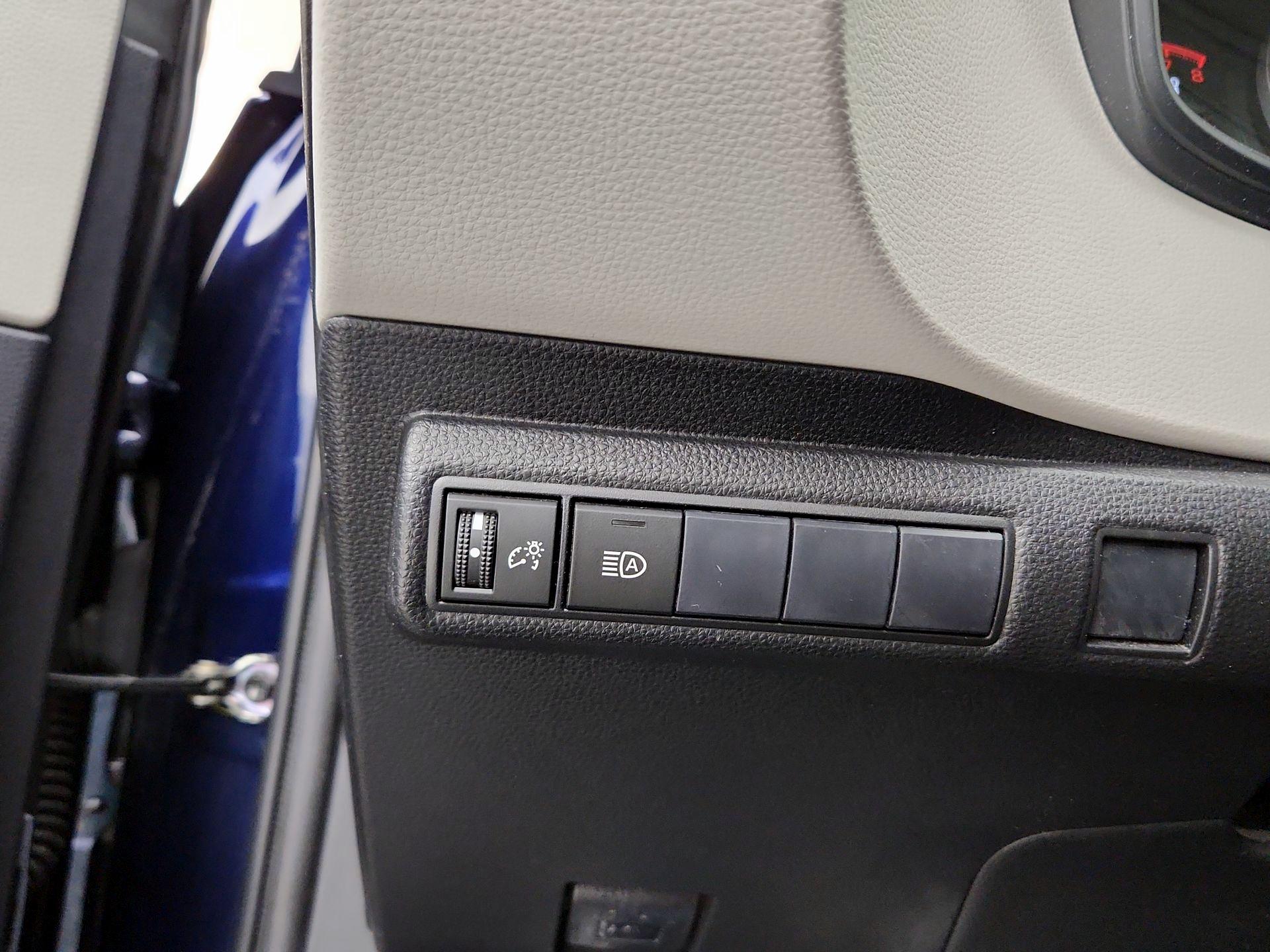 Thumbnail: 2020 Toyota Corolla - 13