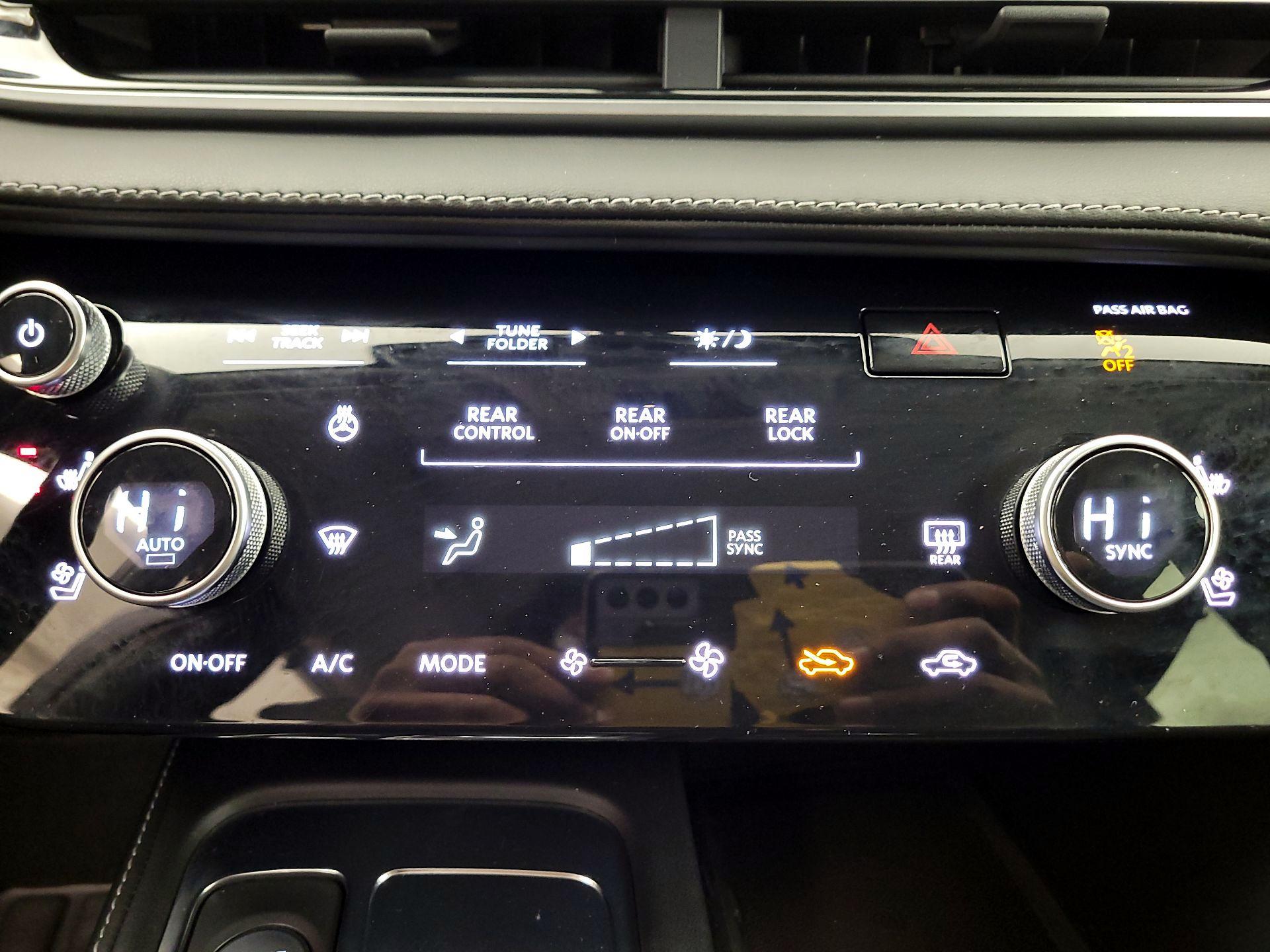 Thumbnail: 2023 INFINITI QX60 - 14