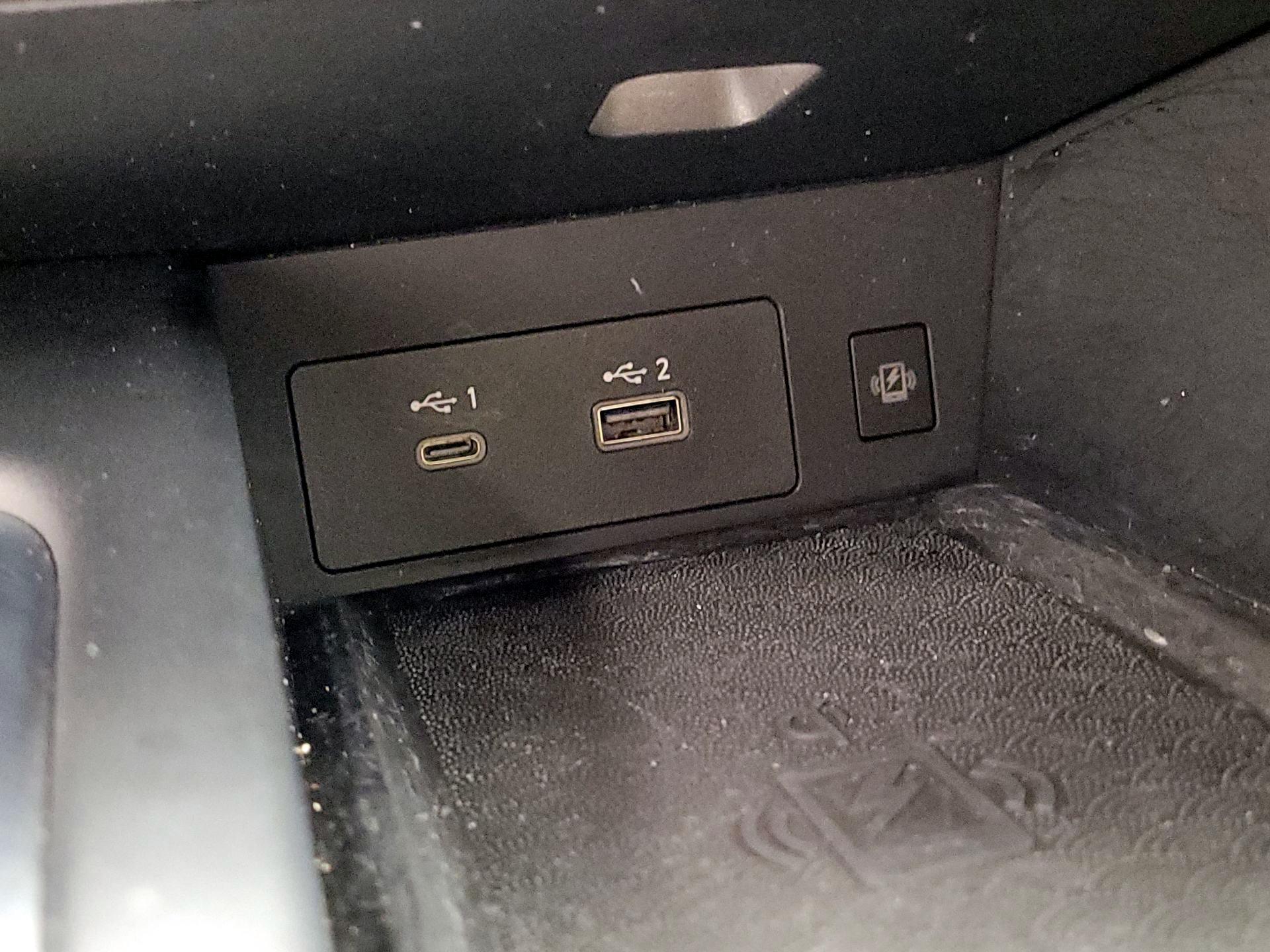 Thumbnail: 2023 INFINITI QX60 - 18