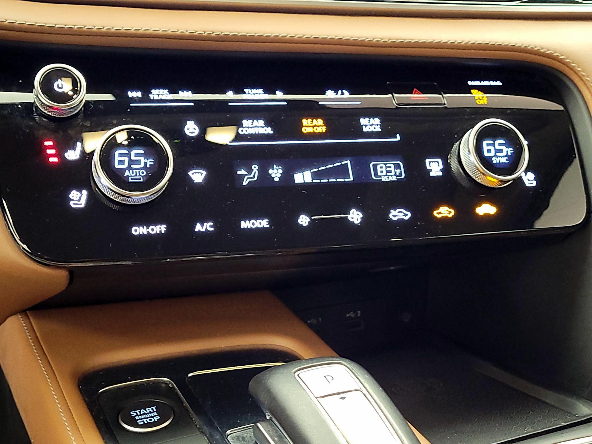 Thumbnail: 2023 INFINITI QX60 - 16