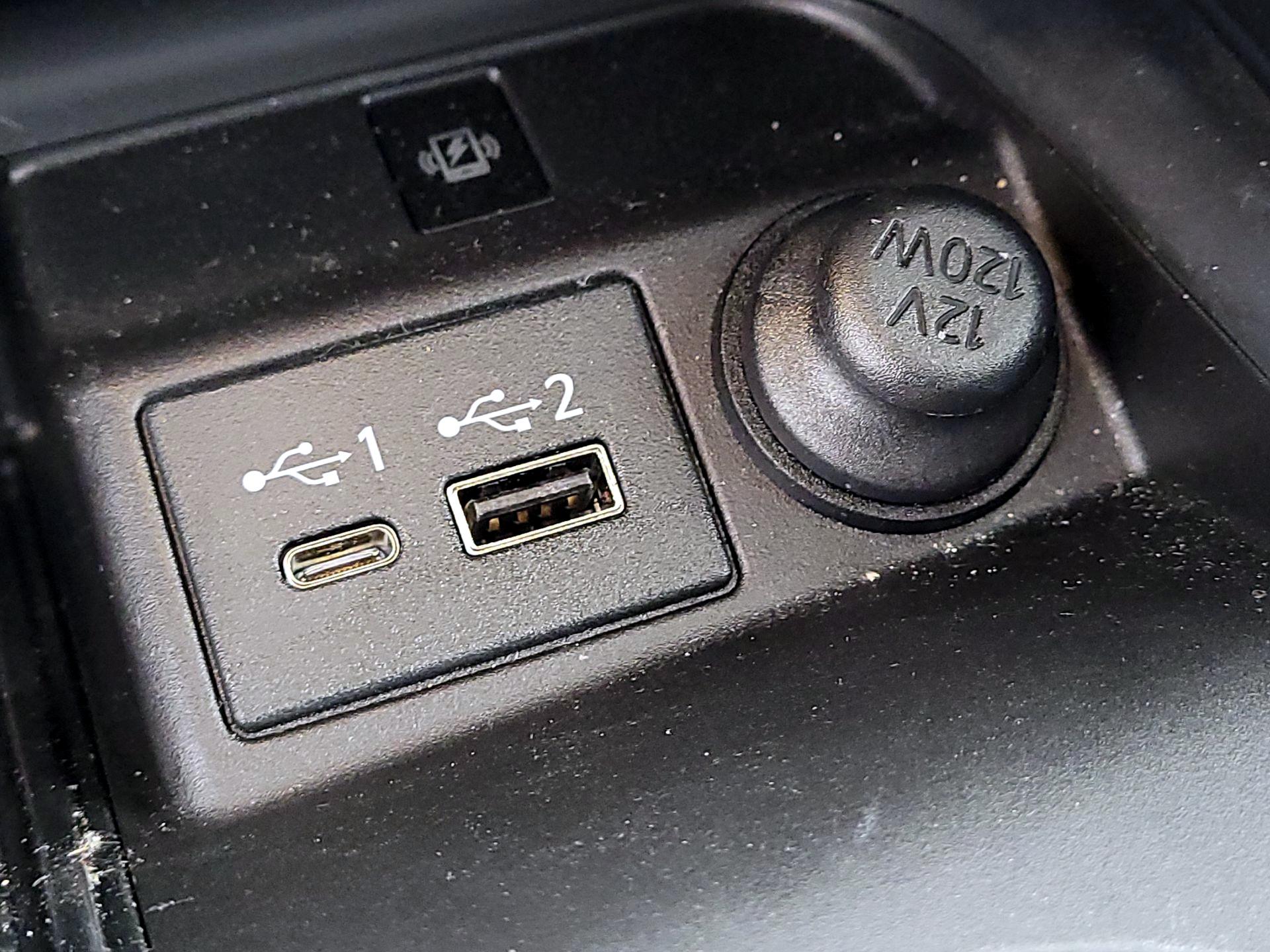 Thumbnail: 2023 INFINITI QX50 - 18