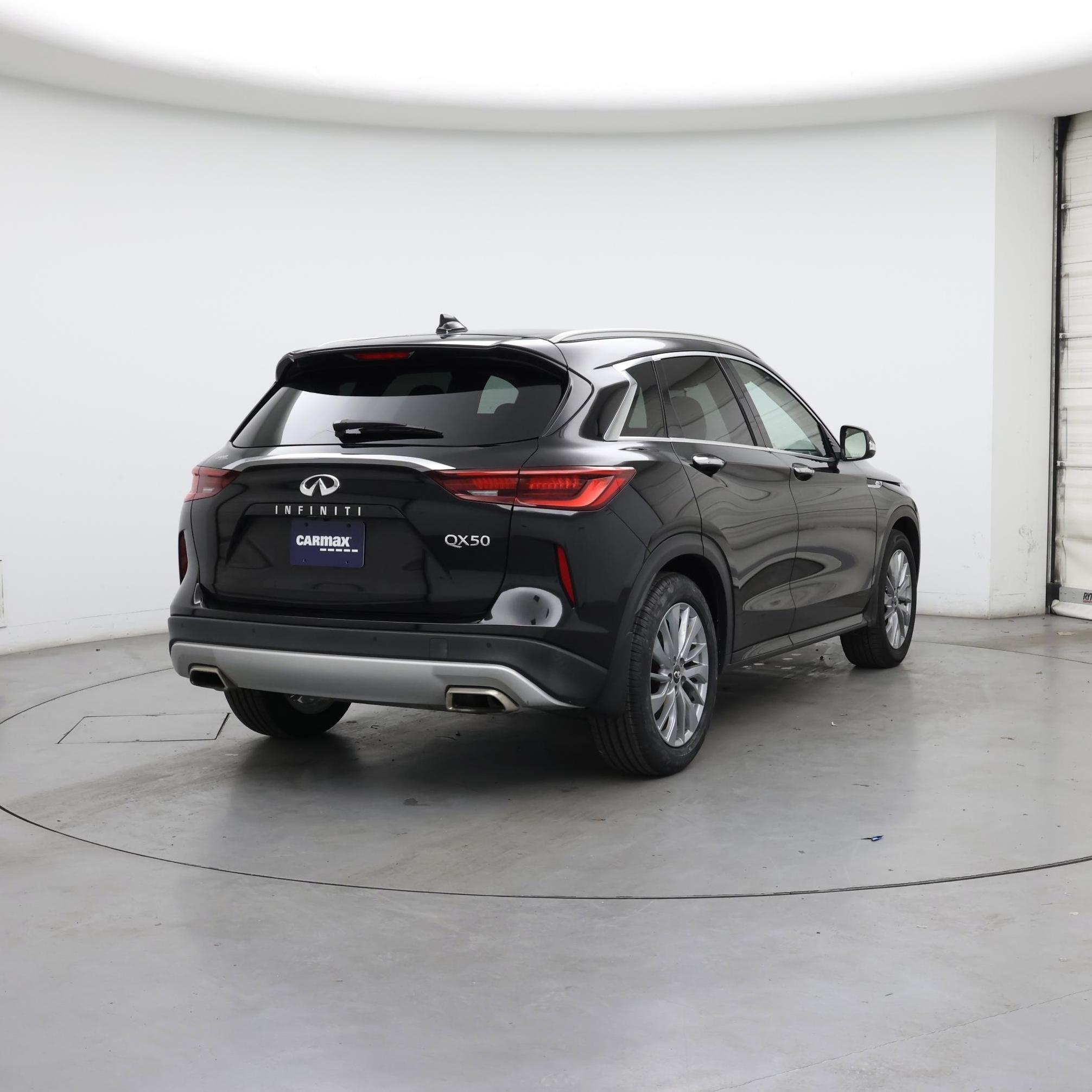 Thumbnail: 2023 INFINITI QX50 - 8