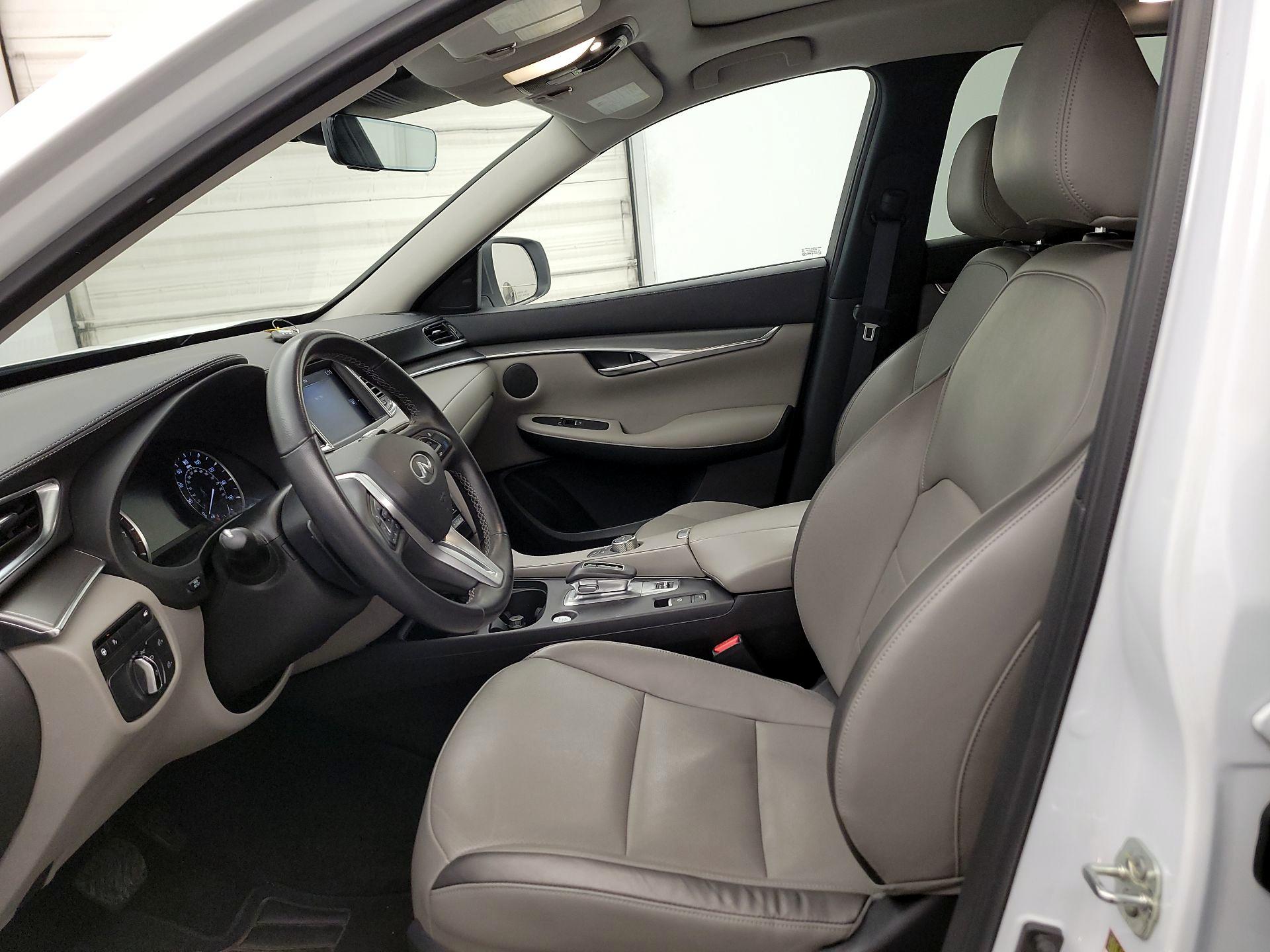 Thumbnail: 2023 INFINITI QX50 - 11