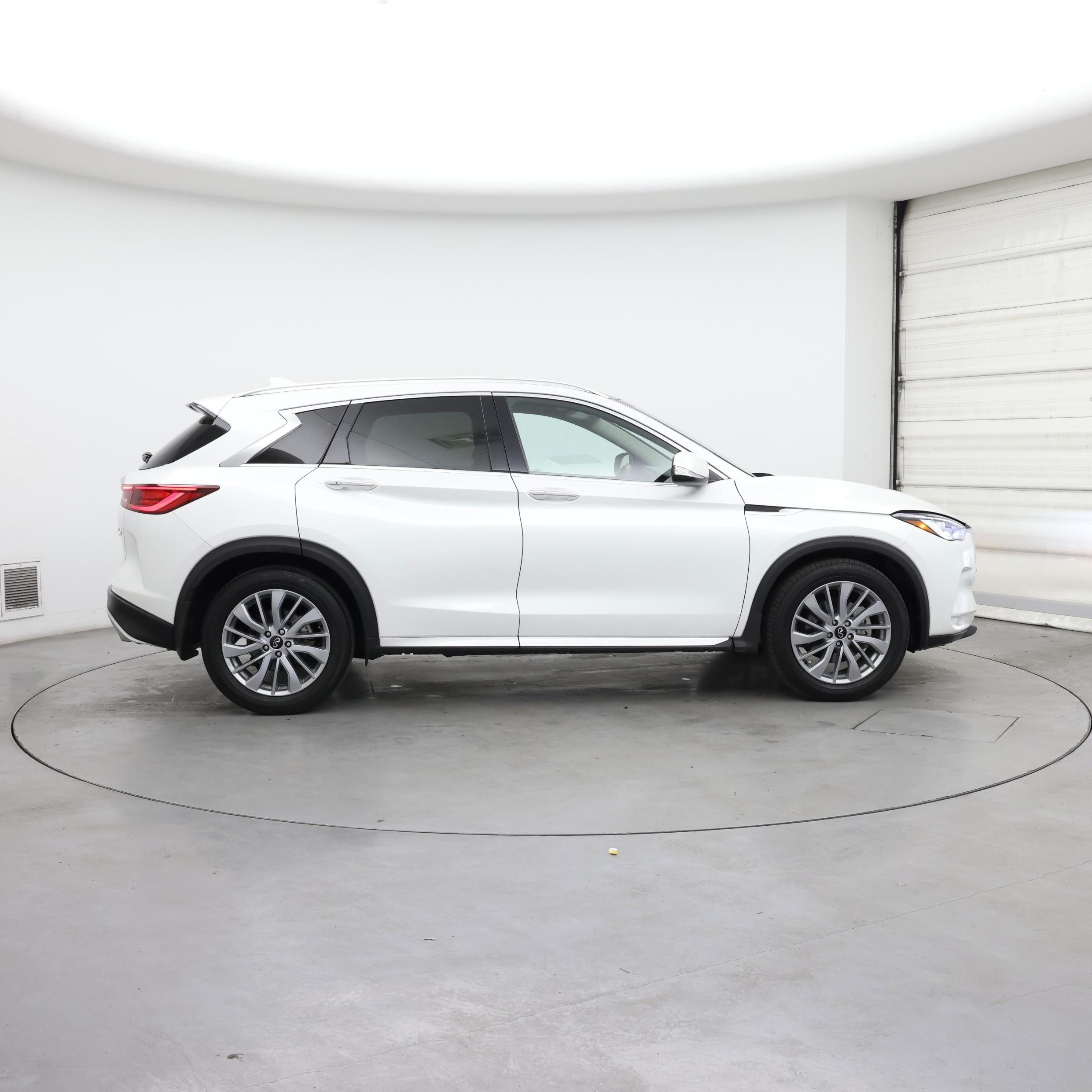 Thumbnail: 2023 INFINITI QX50 - 7