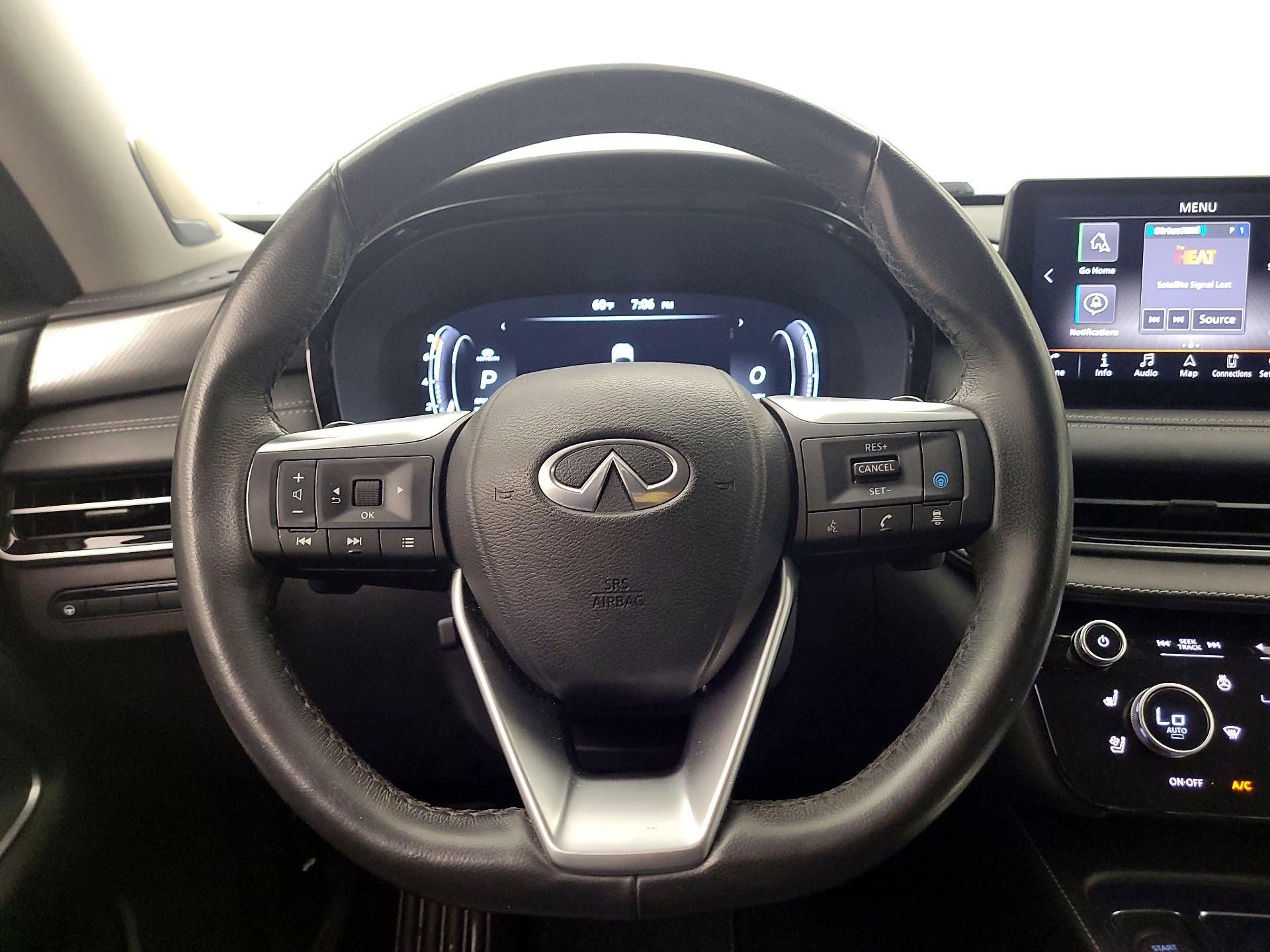 Thumbnail: 2023 INFINITI QX60 - 10