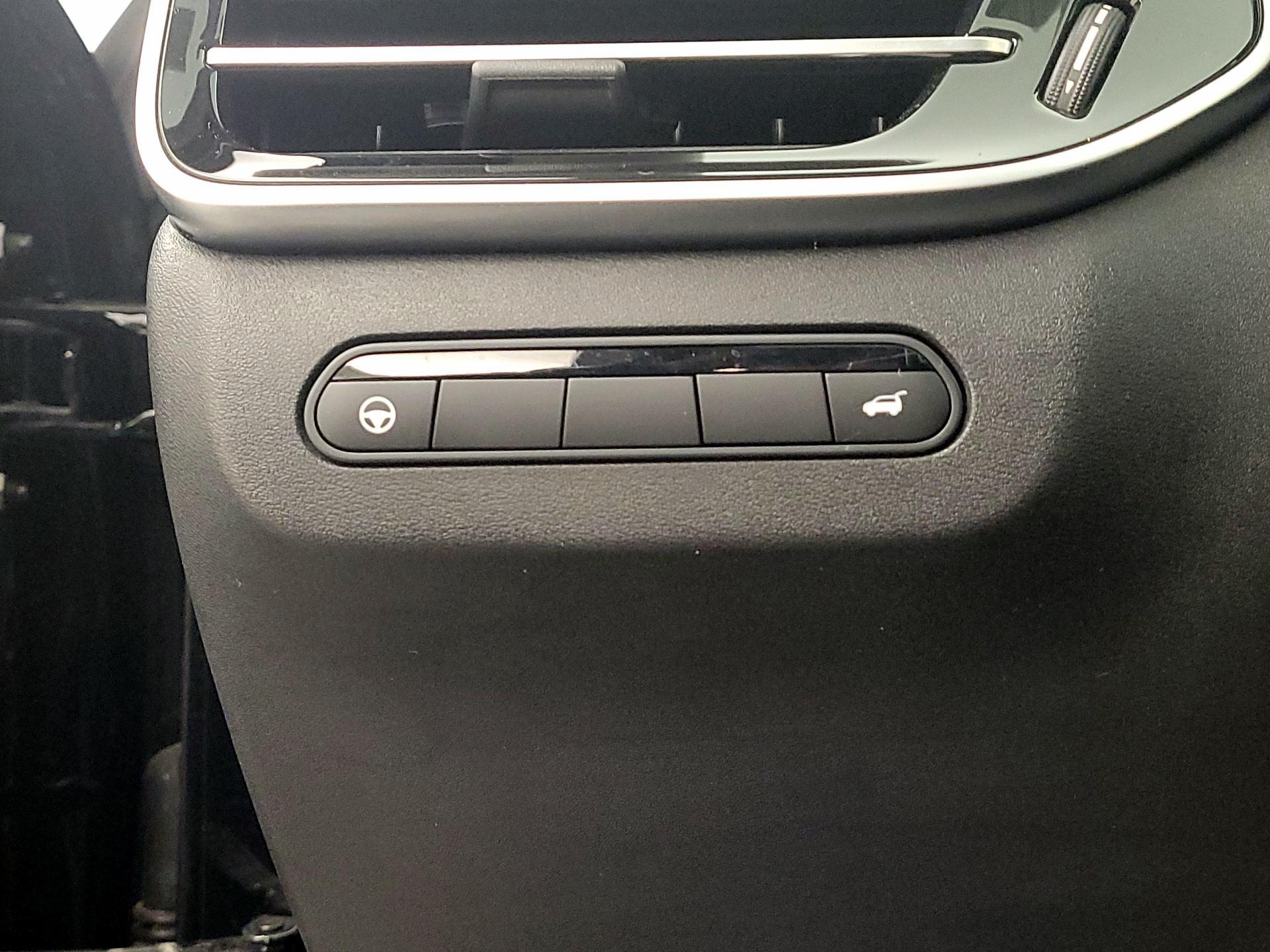 Thumbnail: 2023 INFINITI QX60 - 13