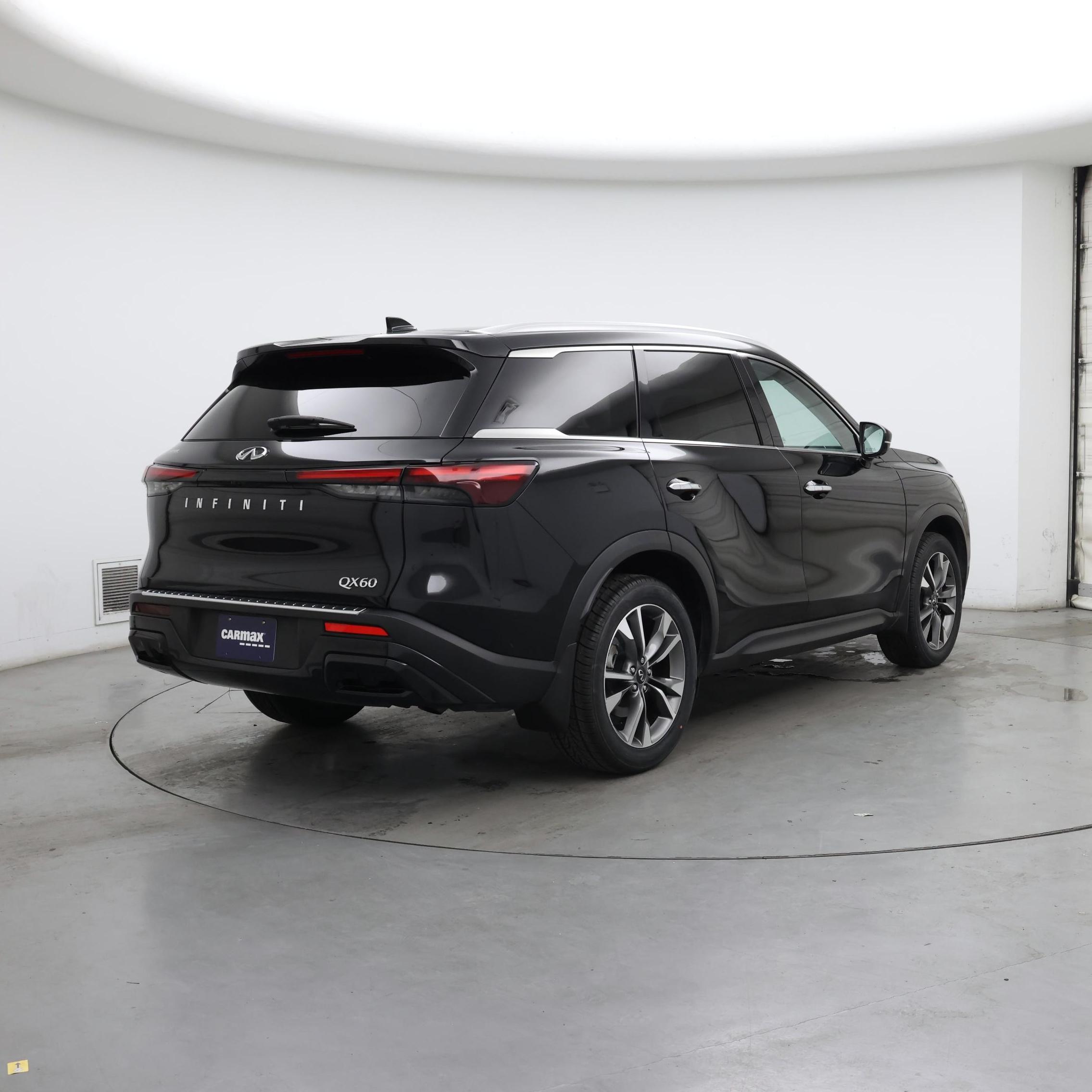 Thumbnail: 2023 INFINITI QX60 - 8