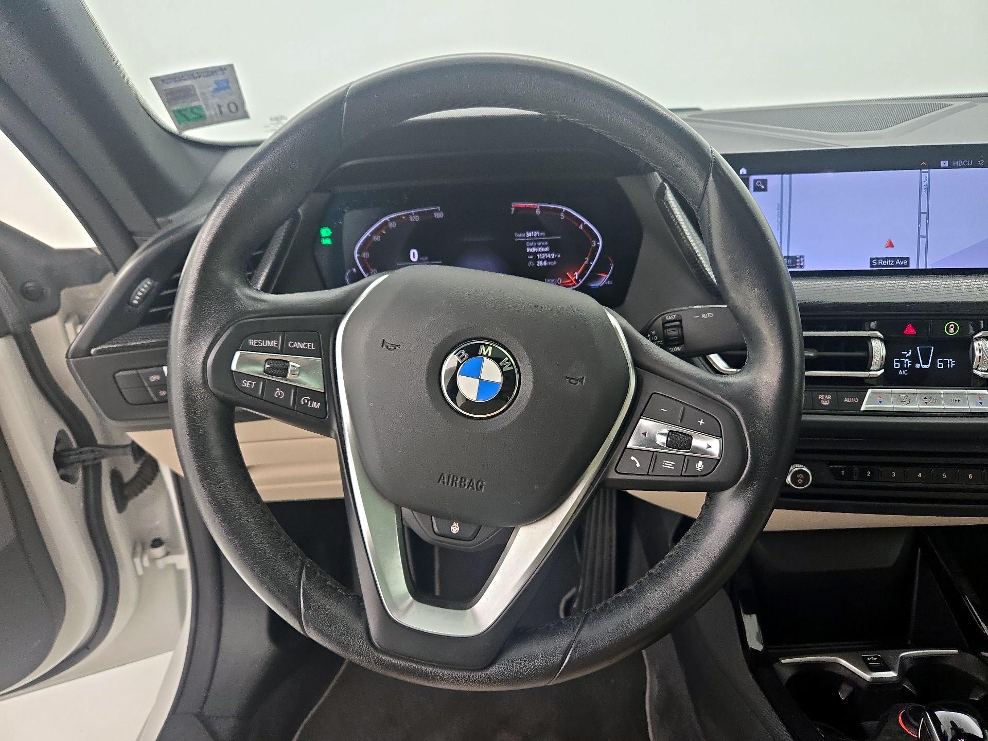 Thumbnail: 2022 BMW 2 Series - 10