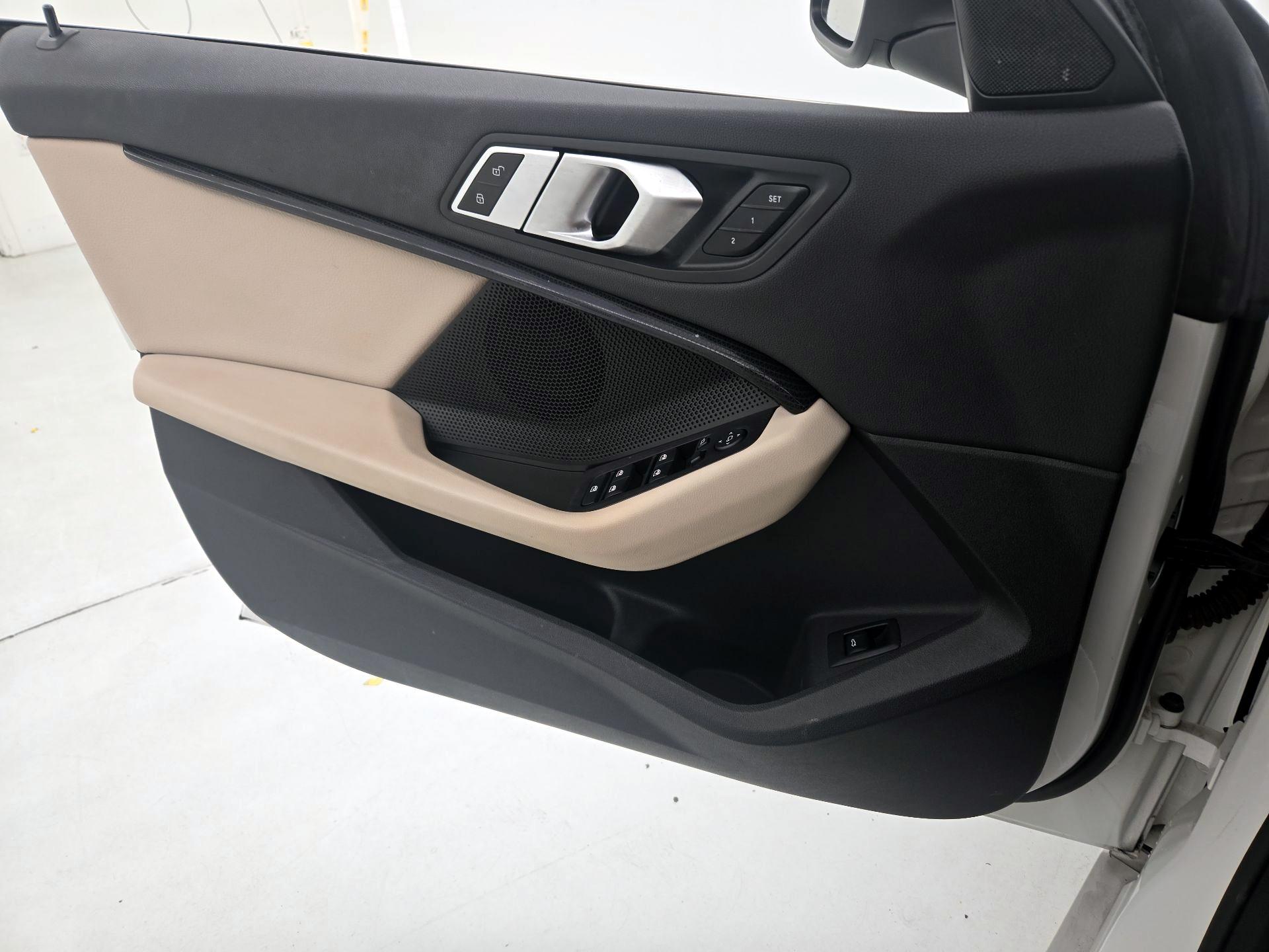 Thumbnail: 2022 BMW 2 Series - 12