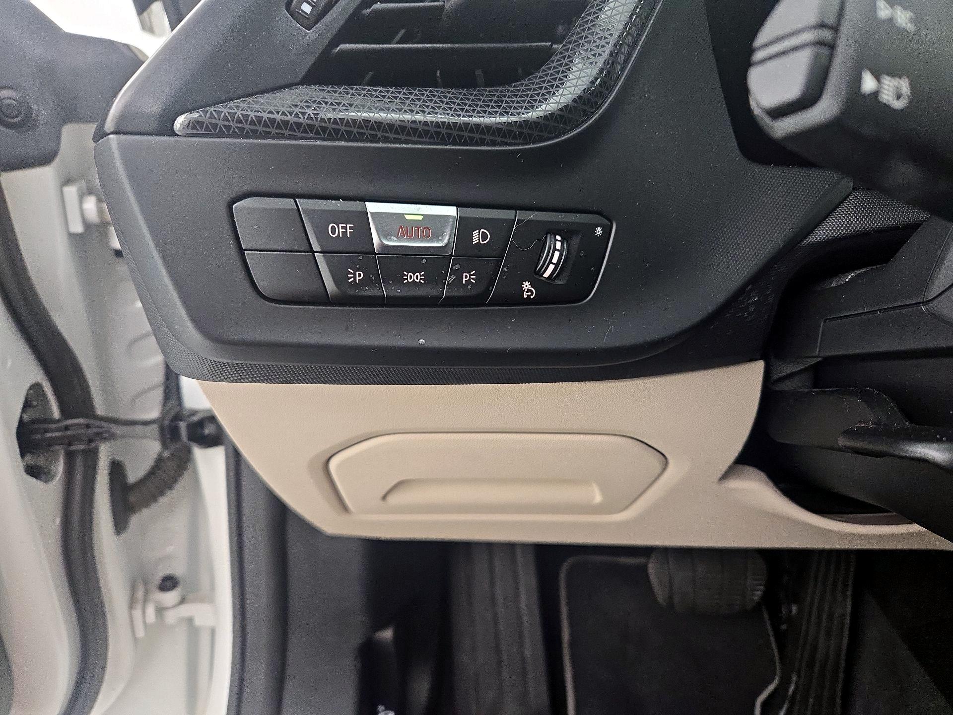 Thumbnail: 2022 BMW 2 Series - 13