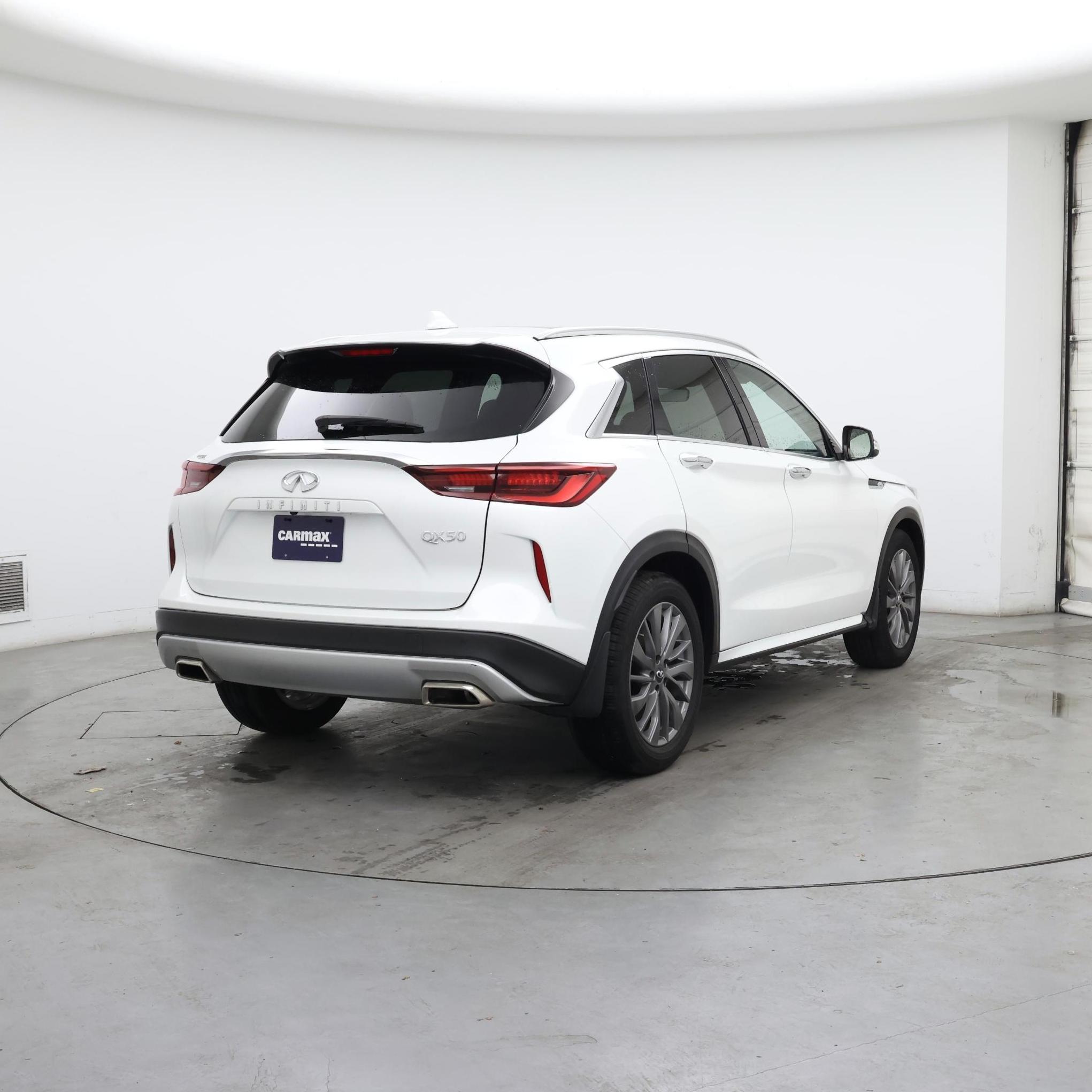 Thumbnail: 2024 INFINITI QX50 - 8