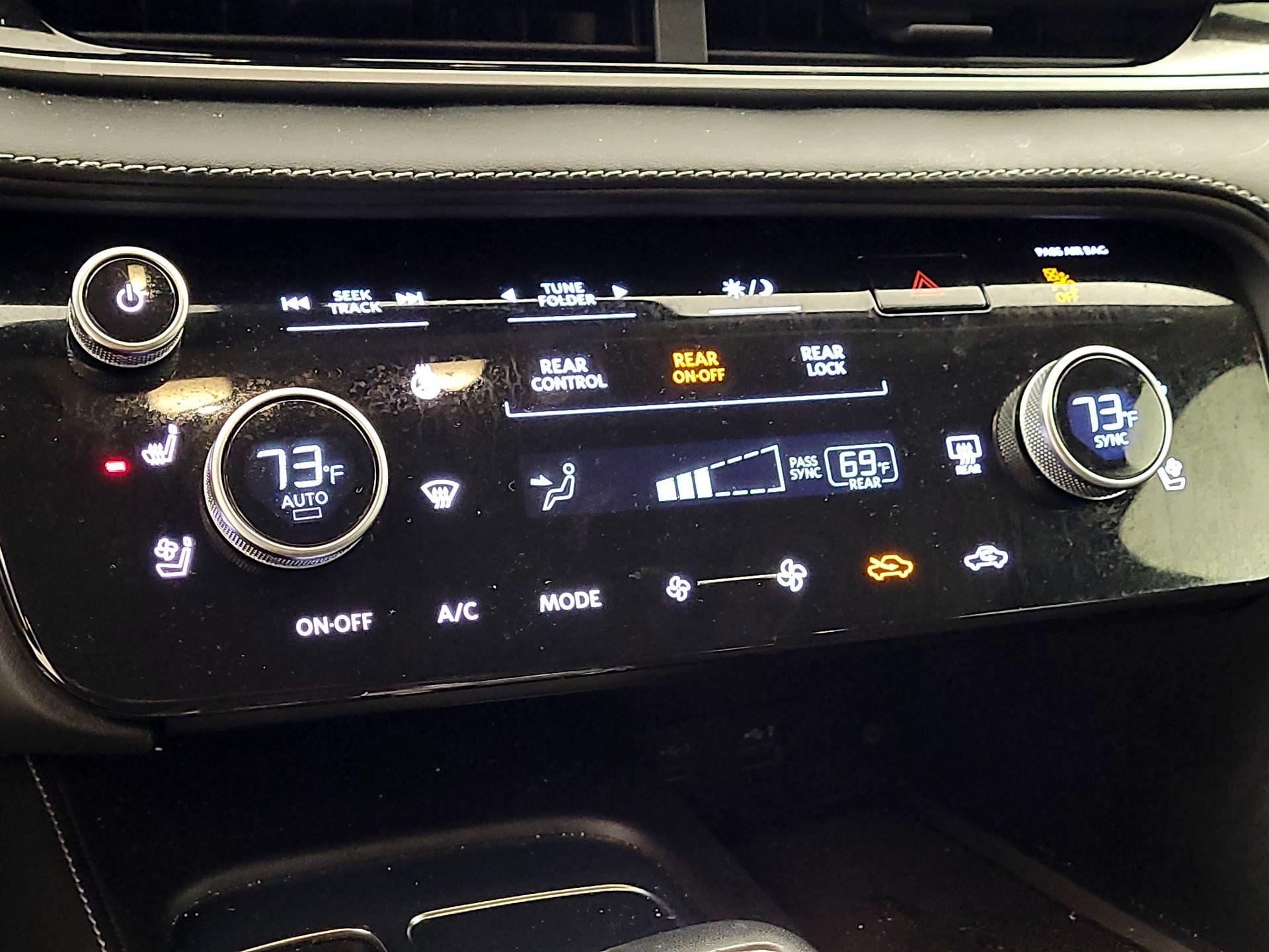 Thumbnail: 2023 INFINITI QX60 - 16