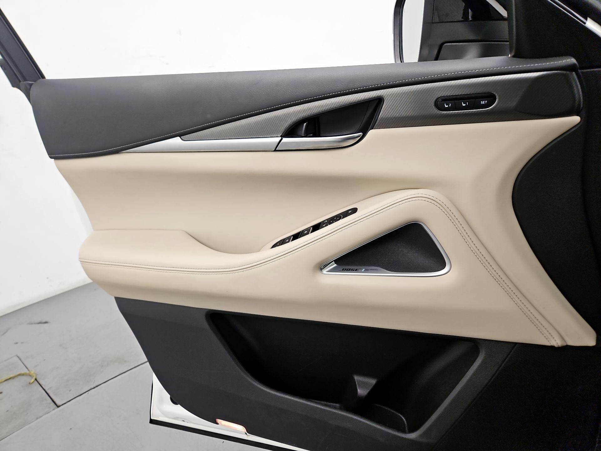 Thumbnail: 2023 INFINITI QX60 - 12