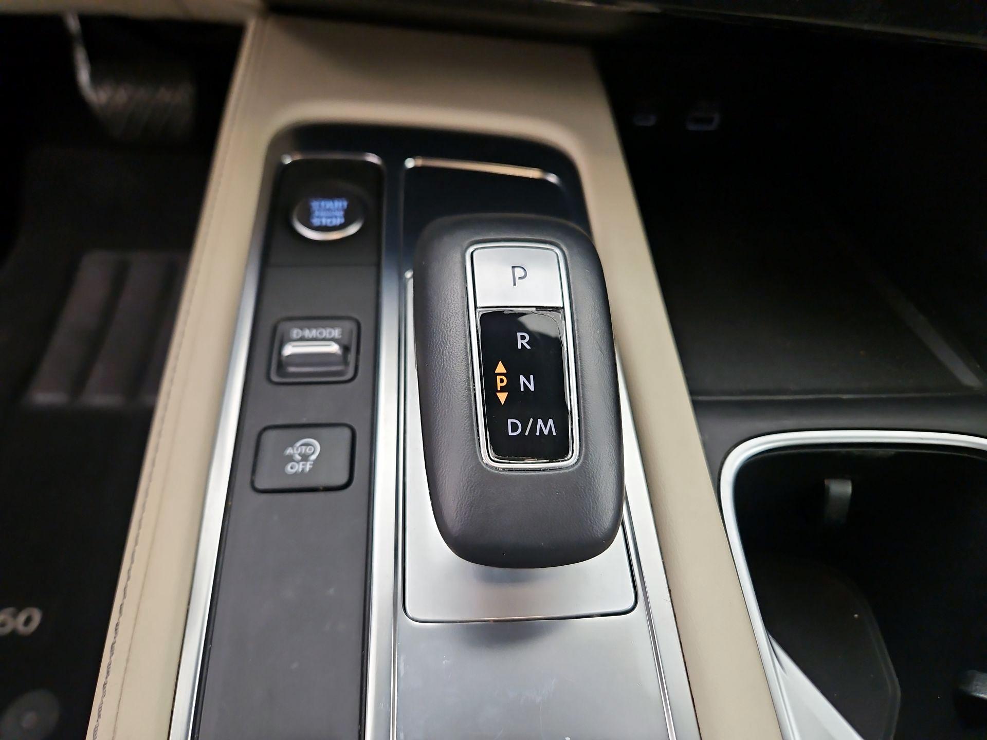 Thumbnail: 2023 INFINITI QX60 - 18