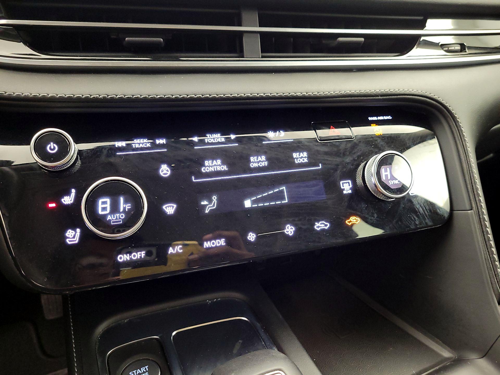 Thumbnail: 2023 INFINITI QX60 - 14