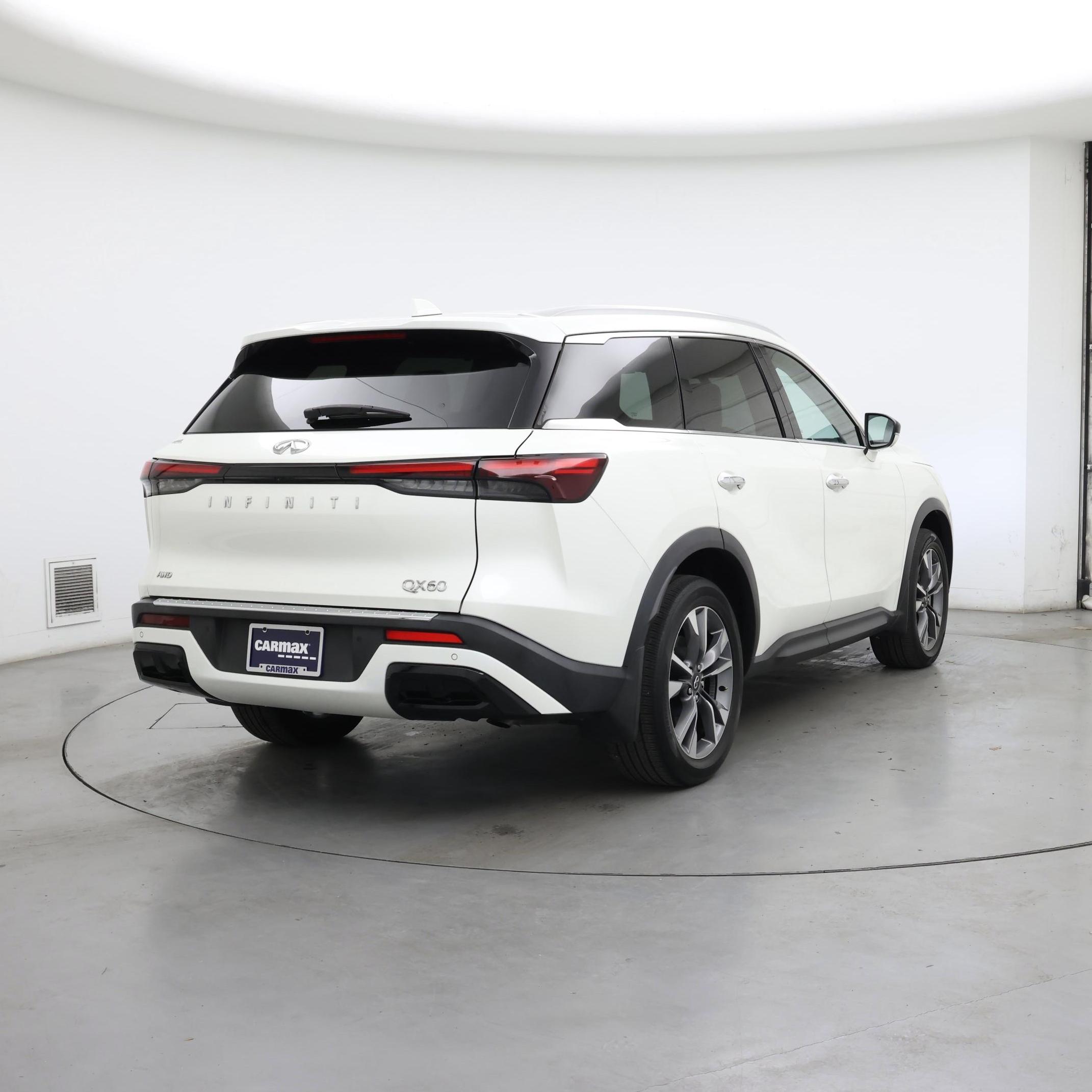 Thumbnail: 2023 INFINITI QX60 - 8