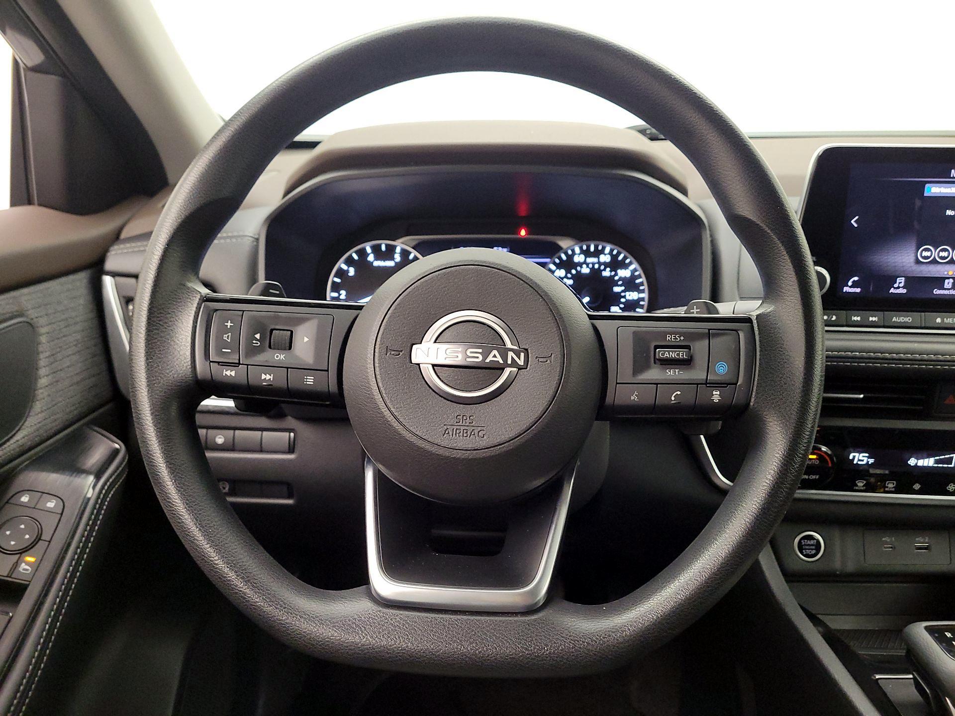 Thumbnail: 2023 Nissan Rogue - 10